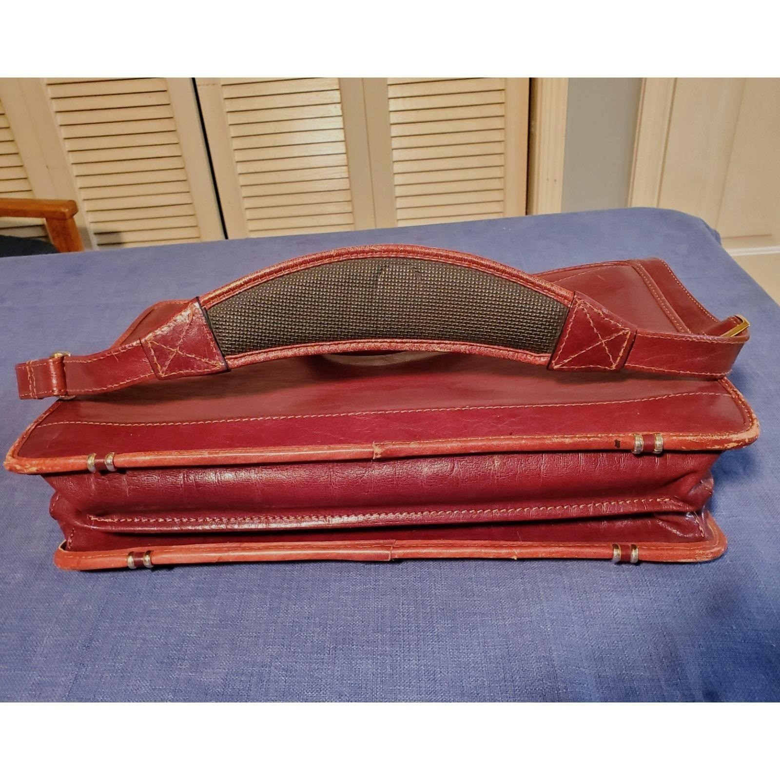 Cognac Brown Leather Briefcase Lap Top Case Dbl Handle Shoulder Strap Vantaggio