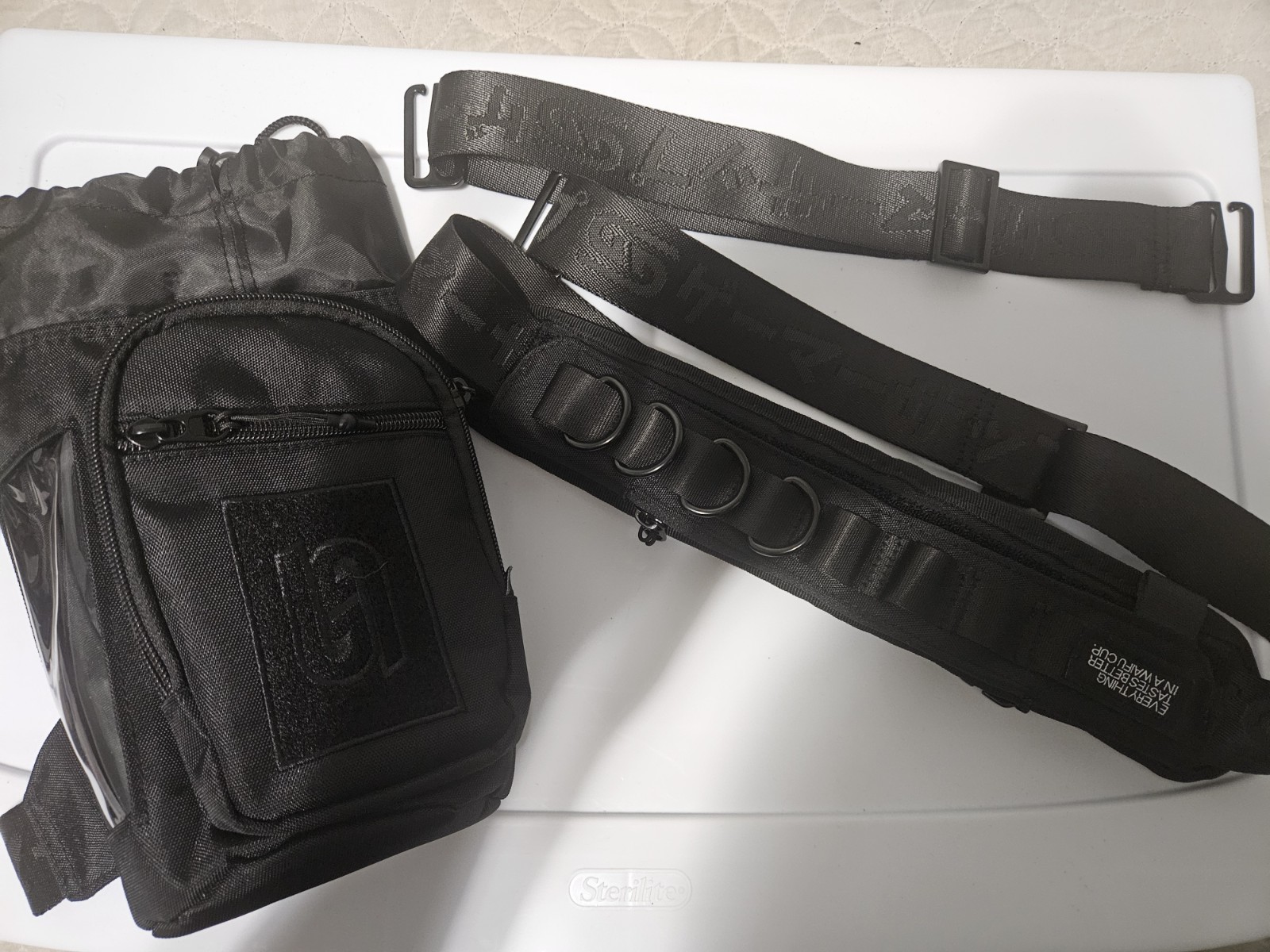 Gamersupps Waifu Cups Shaker Satchel