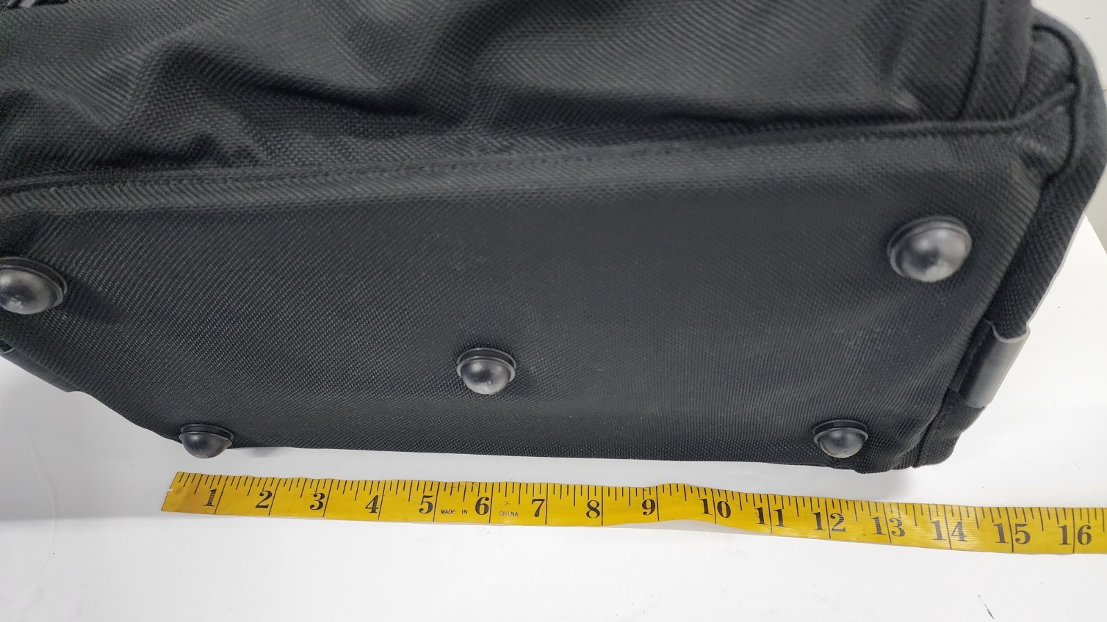 Tumi Black Nylon Duffle Bag Shoulder Strap Leather Closure 9x7x14 Weekend