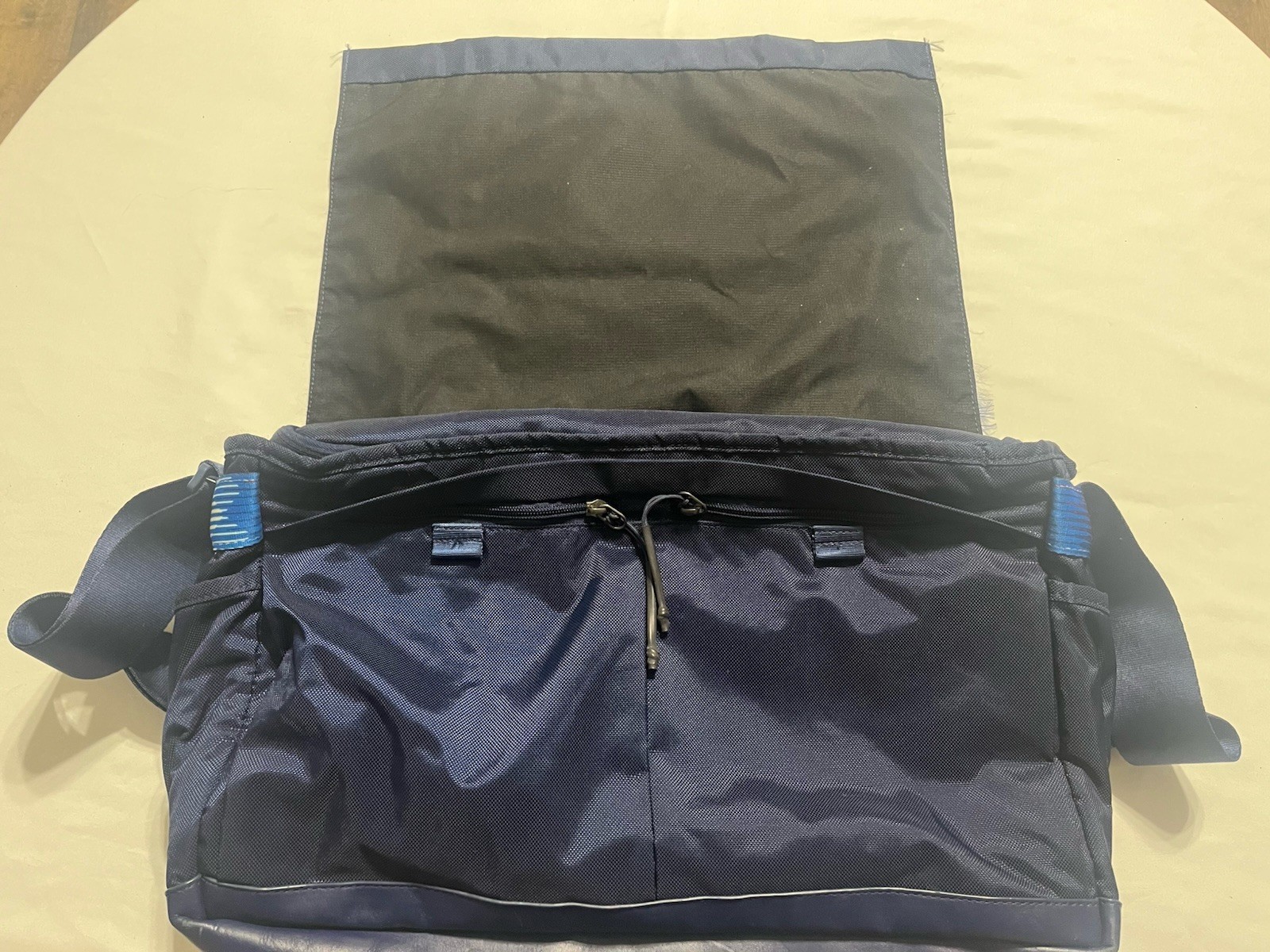 Nike Team USA Olympic Duffel Bag Navy Blue Travel Gym Sports Shoulder CA405553