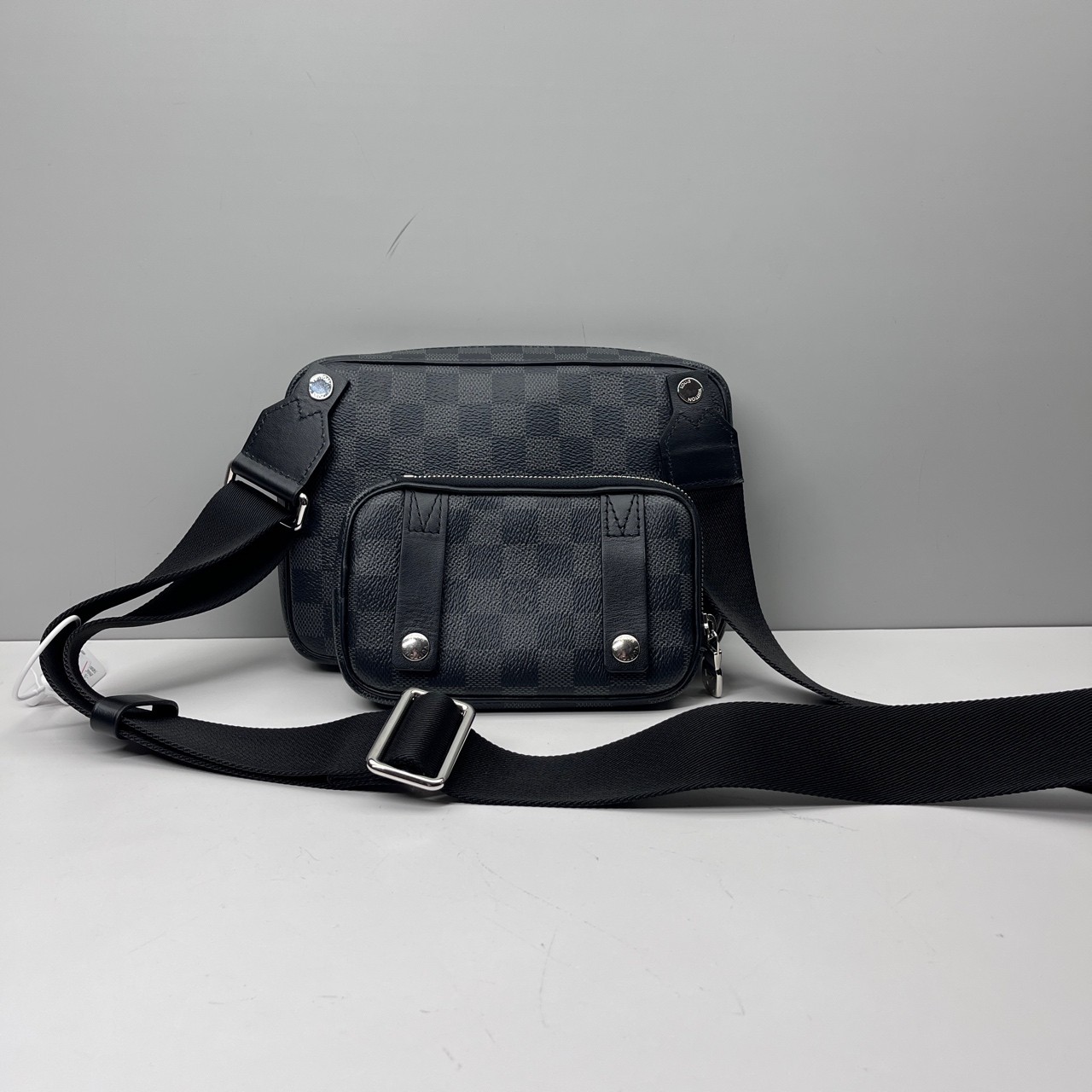 Louis Vuitton Pre-Owned Authentic Messenger Bag Black Two in one 23x4x15cm