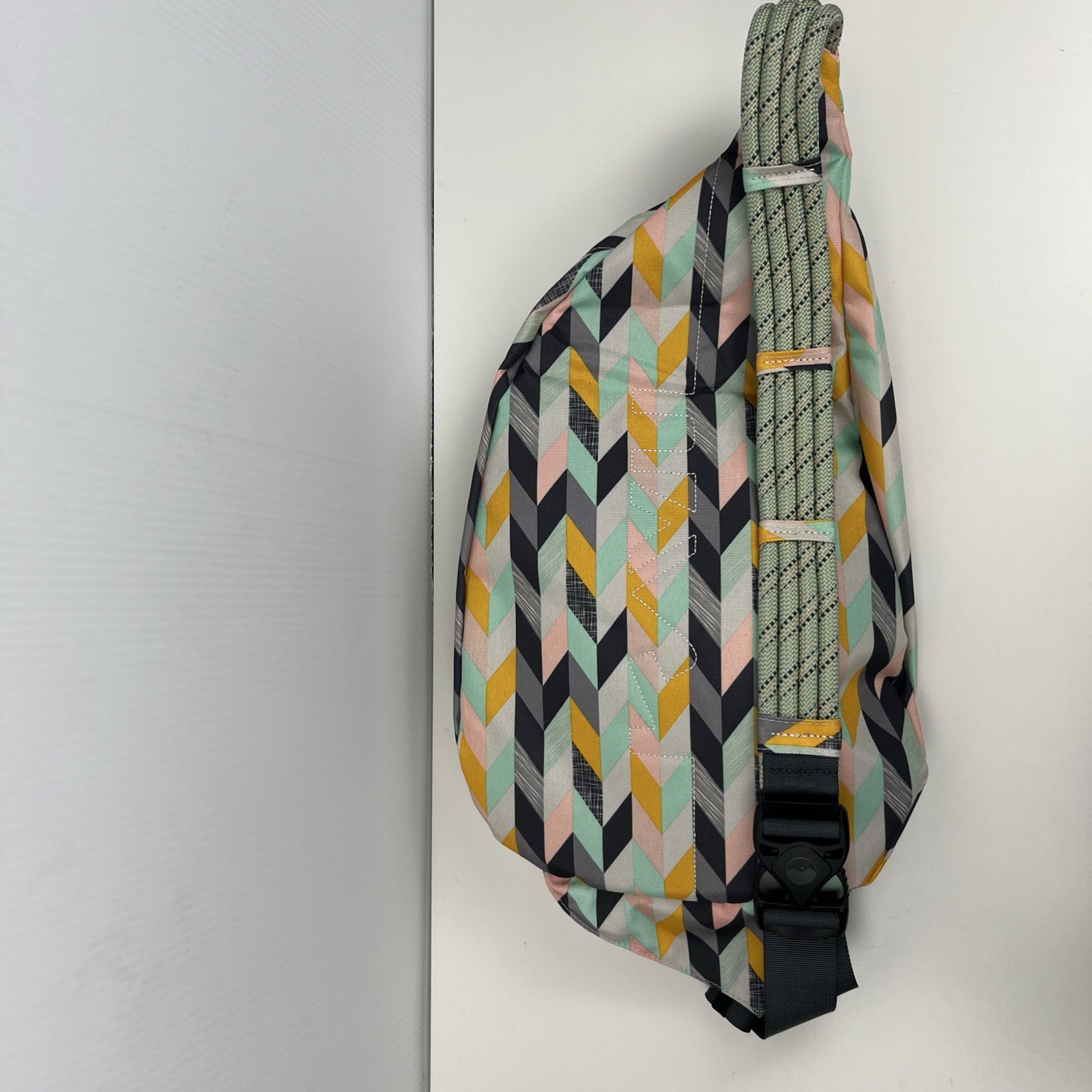 Kavu Mini Rope Sling Pack with Adjustable Shoulder Strap, Chevron Sketch Pastel