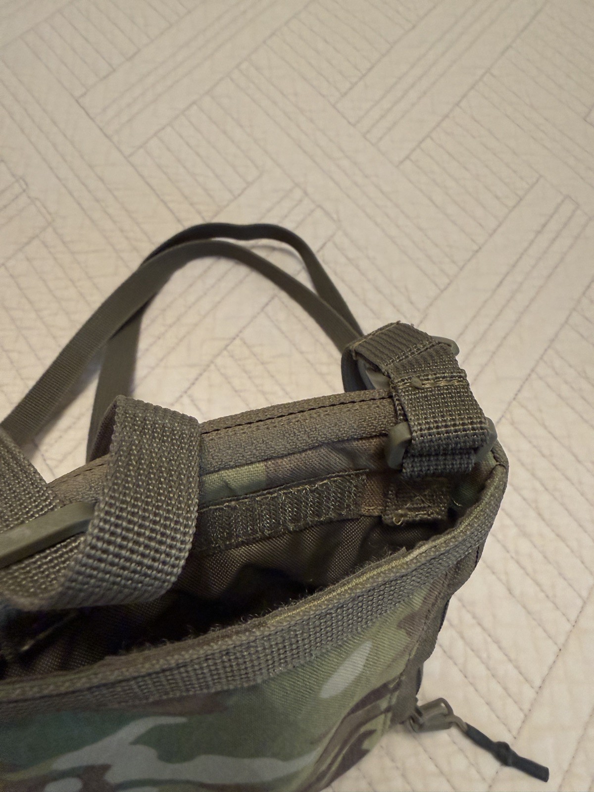 PALACE Skateboards Camo Body Sack Small Crossbody Shoulder Bag Pouch Olive
