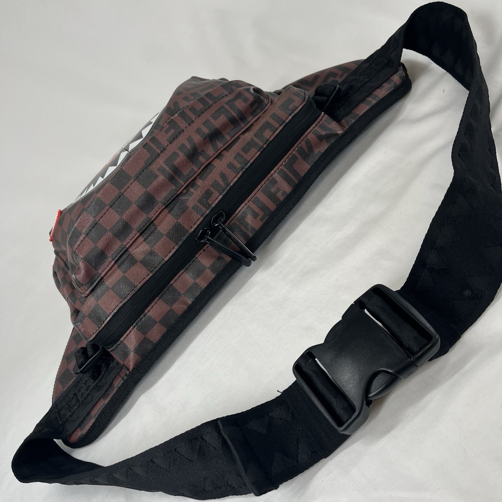 Sprayground Split the Check Checkered Cargo Shark Crossbody Limited Edition RARE