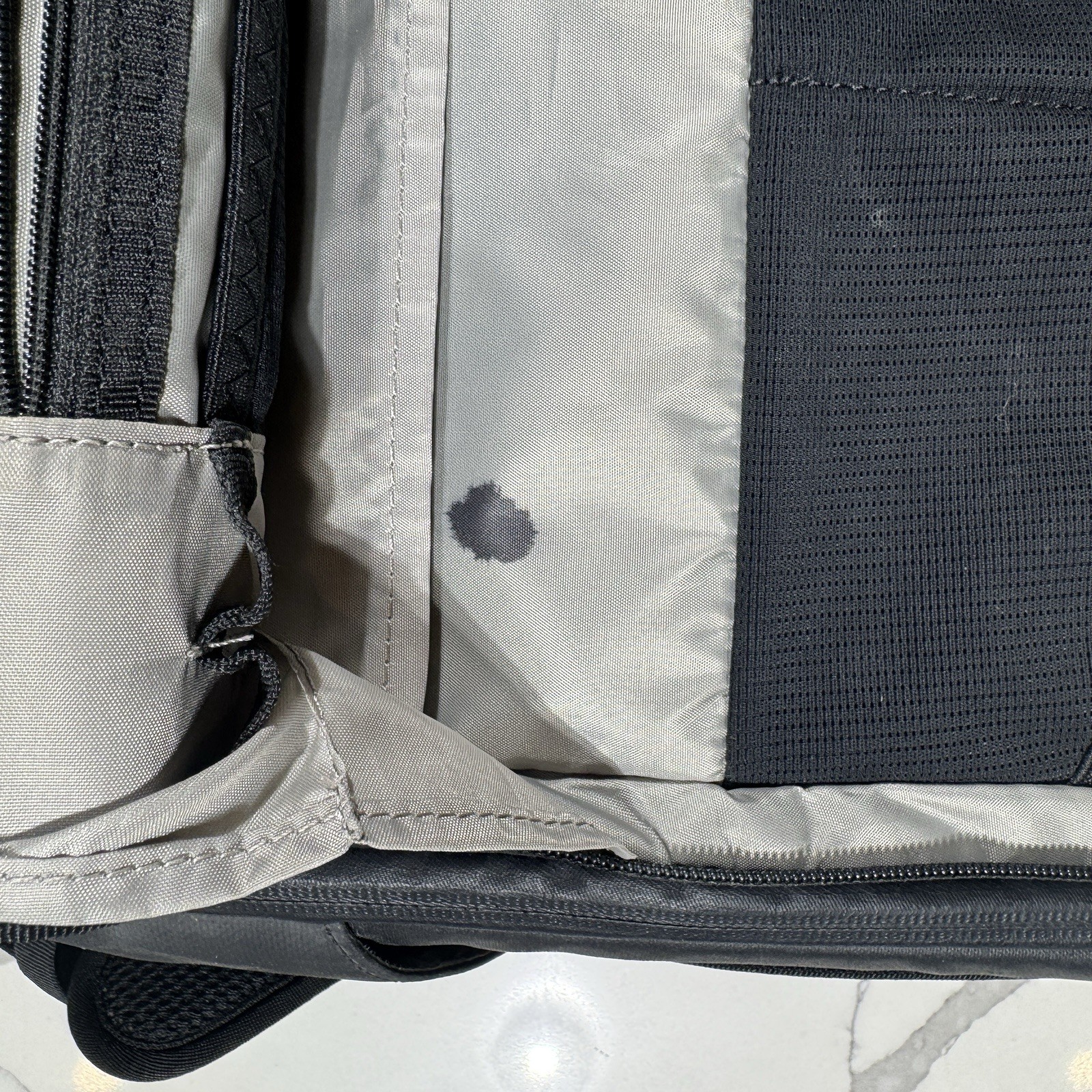 Nomatic Travel Pack 20L, Expands to 30L, Black Color, Good Condition, $349 Value