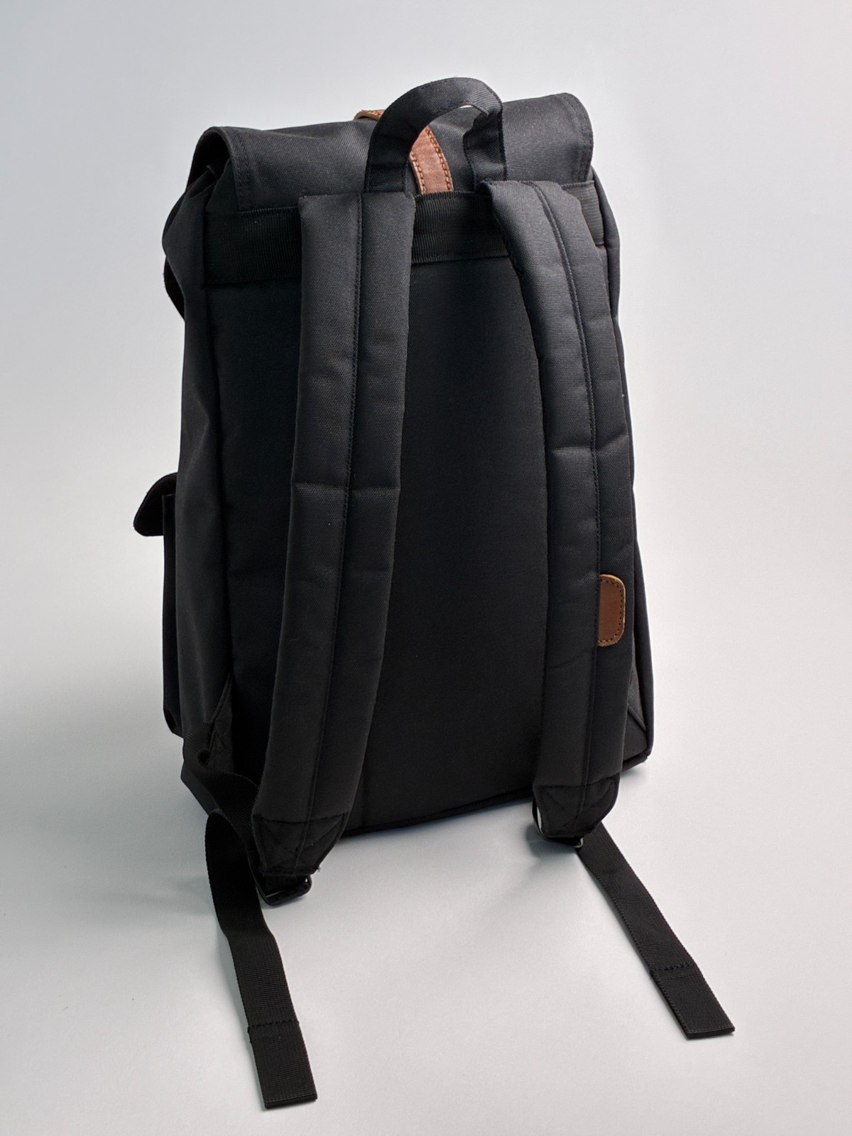 Herschel Supply Co. Dawson Backpack – 20.5L, Black/Tan