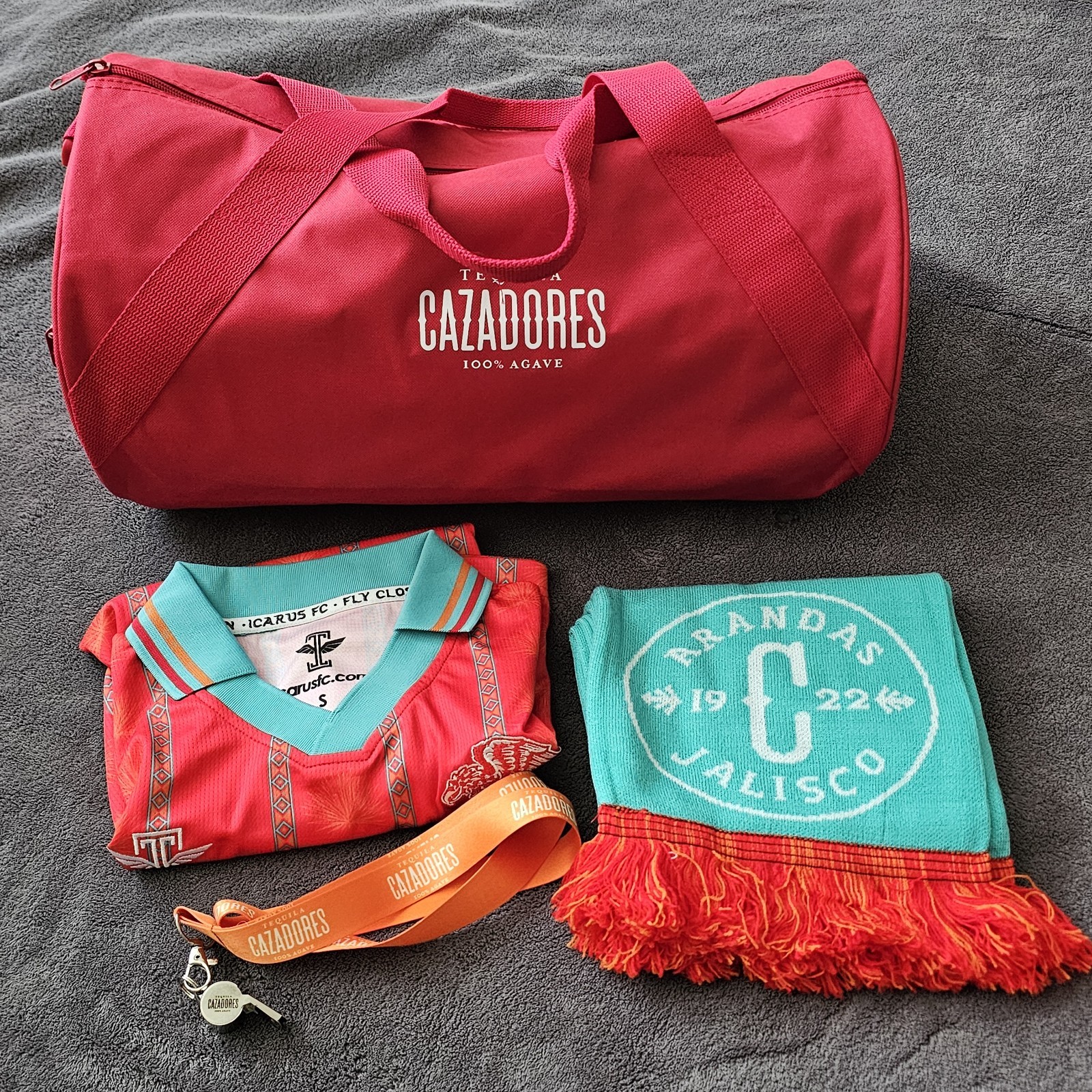 Cazadores Tequila LIMITED promo duffle bag, jersey (Small) and scarf Brand New!