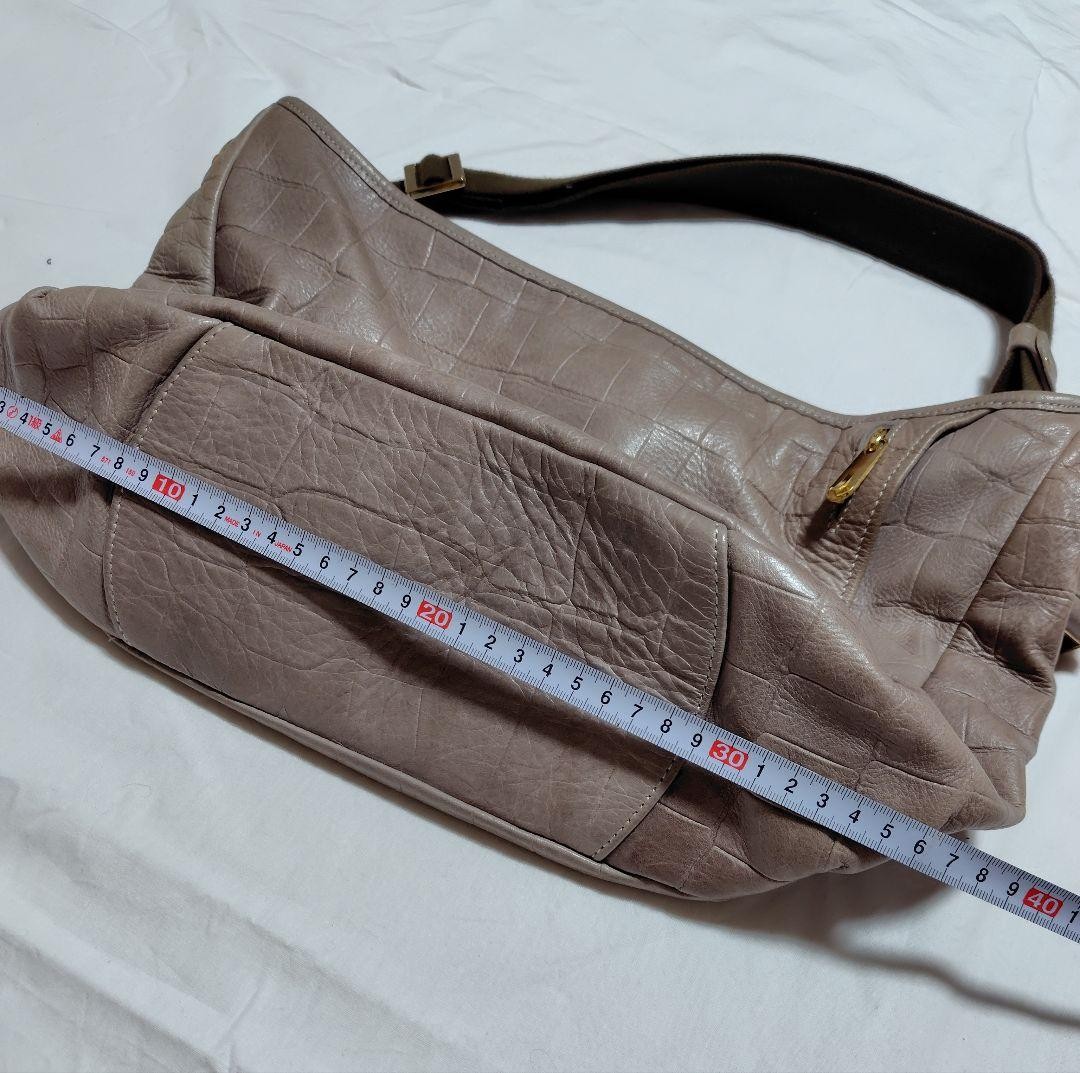 aniary Croco Embossed Leather Shoulder Bag Gray Beige Japan