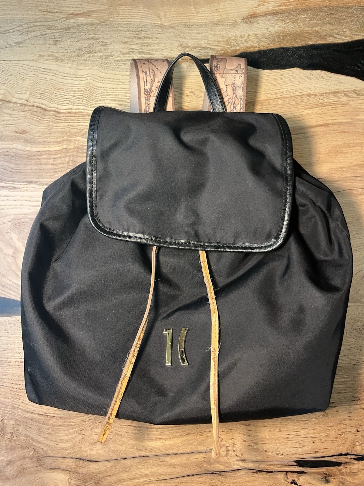 Rare Alviero Martini 1 Class Nylon Draw String Backpack Black Magnetic Button