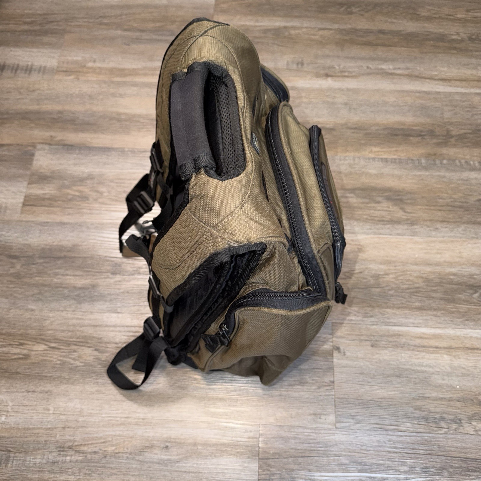 OGIO Metro Backpack 19′ Olive Green HP Certified Professional Spell Out Laptop