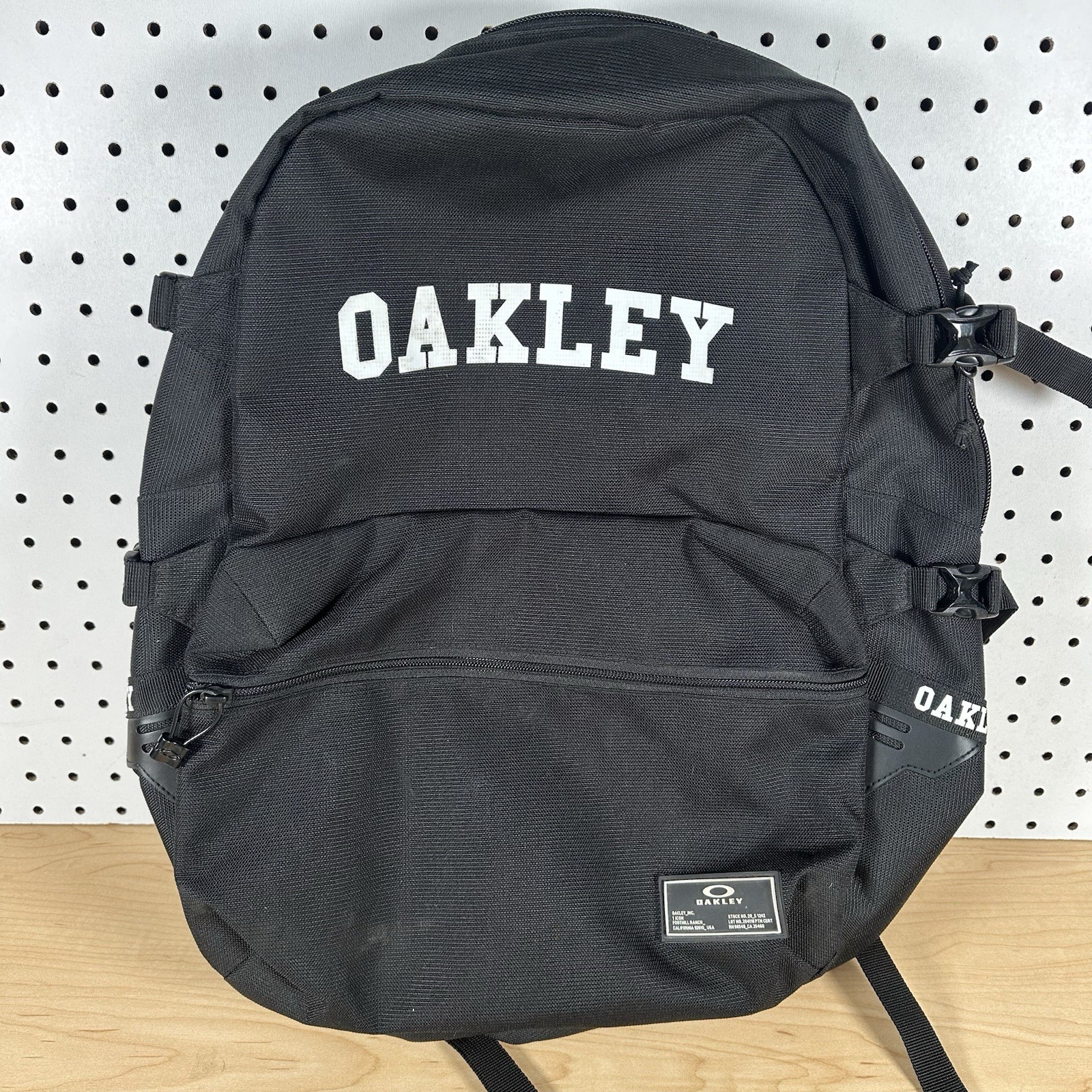 Oakley 921533ovt-02e Backpack College in Black No Rips Or Holes