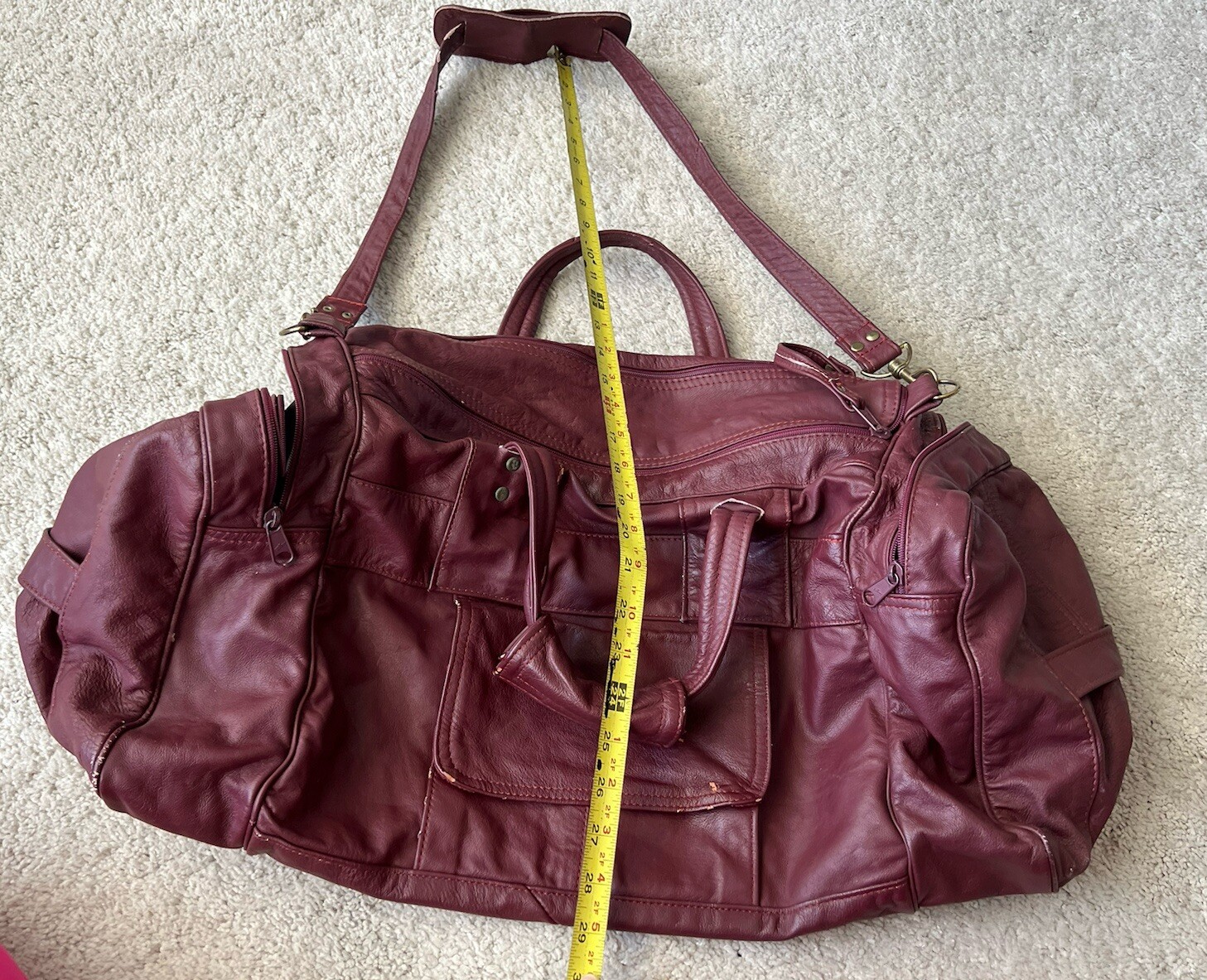 Outback Large Burgundy 21″ By 10″ By 10″ Cab Leather Duffle Bag. Made In Mexico
