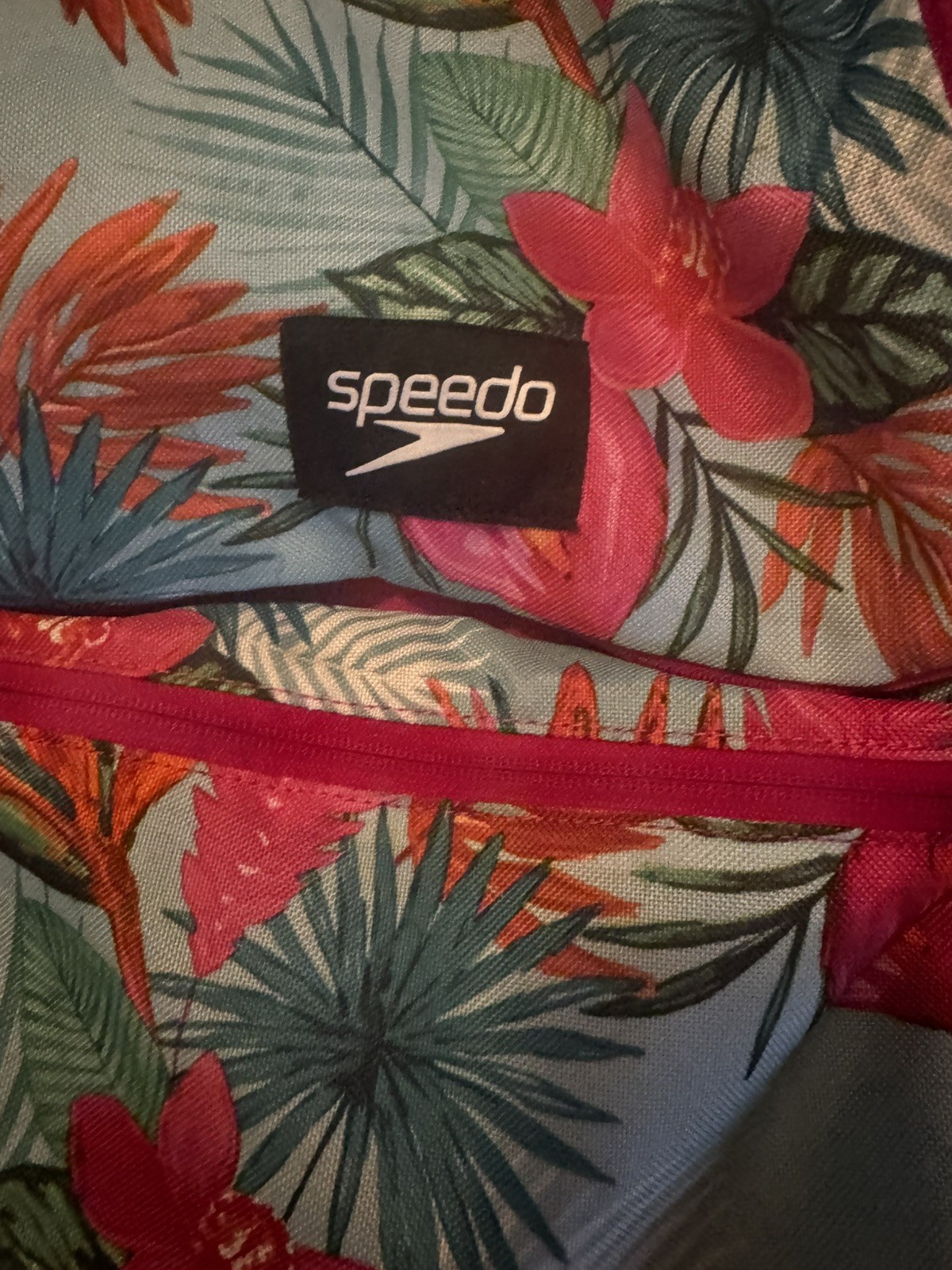 Speedo Geometric Multicolor/Flower Backpack Zip Padded Mesh Pockets Medium