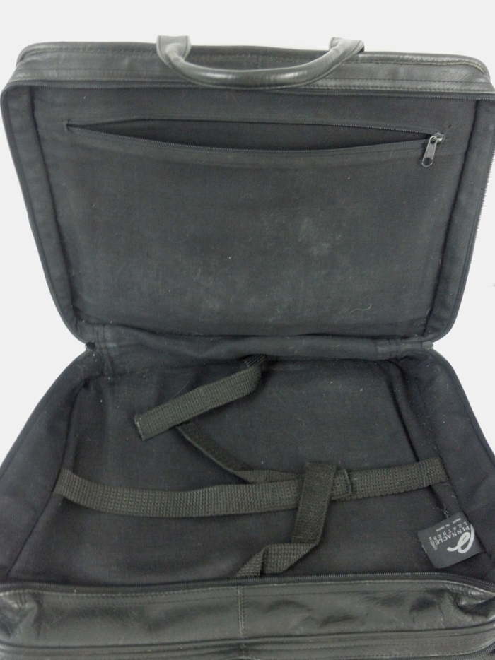 Black Leather Laptop Case Briefcase Expandable Audio Pocket Pinnacle Leather