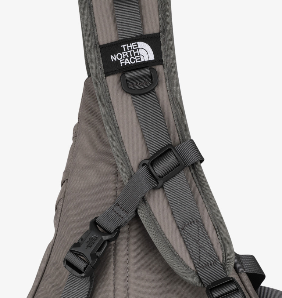 The North Face Electron Sling Bag Casual Sports Lifestyle Travel Bag NN2PR58L