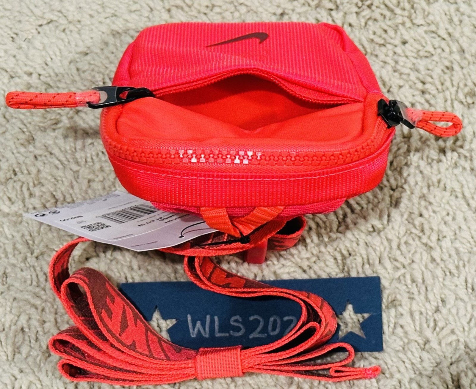 Nike Sportswear Essentials Crossbody Bag (1L)-Laser Crimson-One Size #BA5904 644