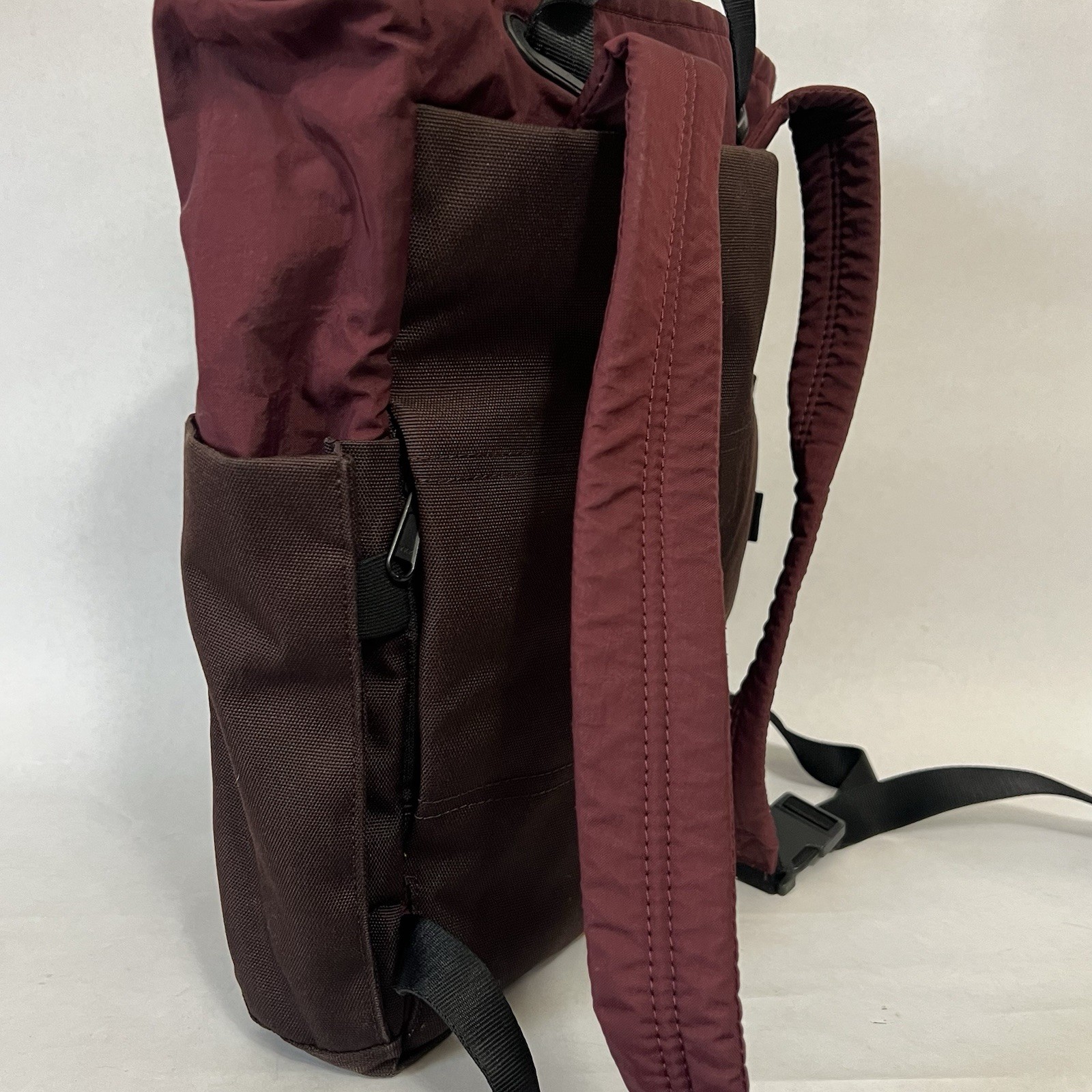 TIMBUK2 Backpack Scholar Tote Pack OS Brown & Red Zippers.