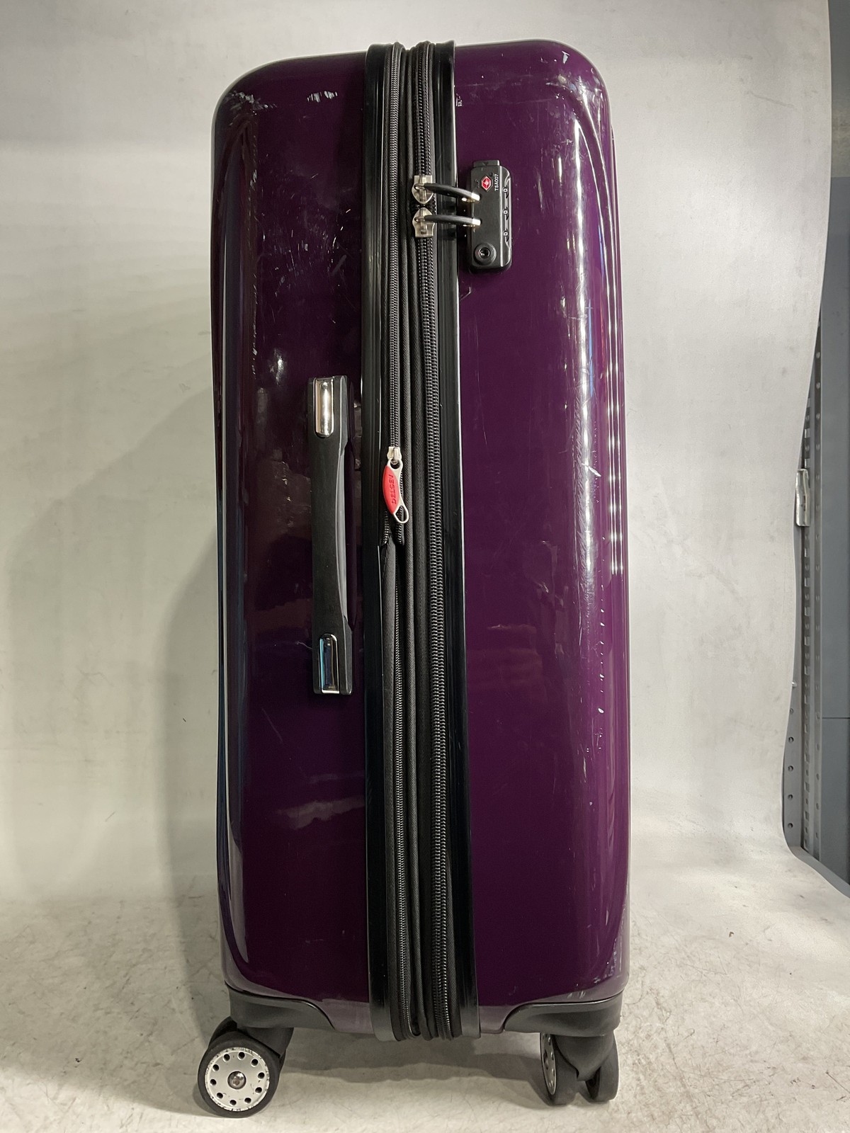 DELSEY Paris Helium Aero Hardside Expandable Luggage Spinner Wheels 29 Inch U2