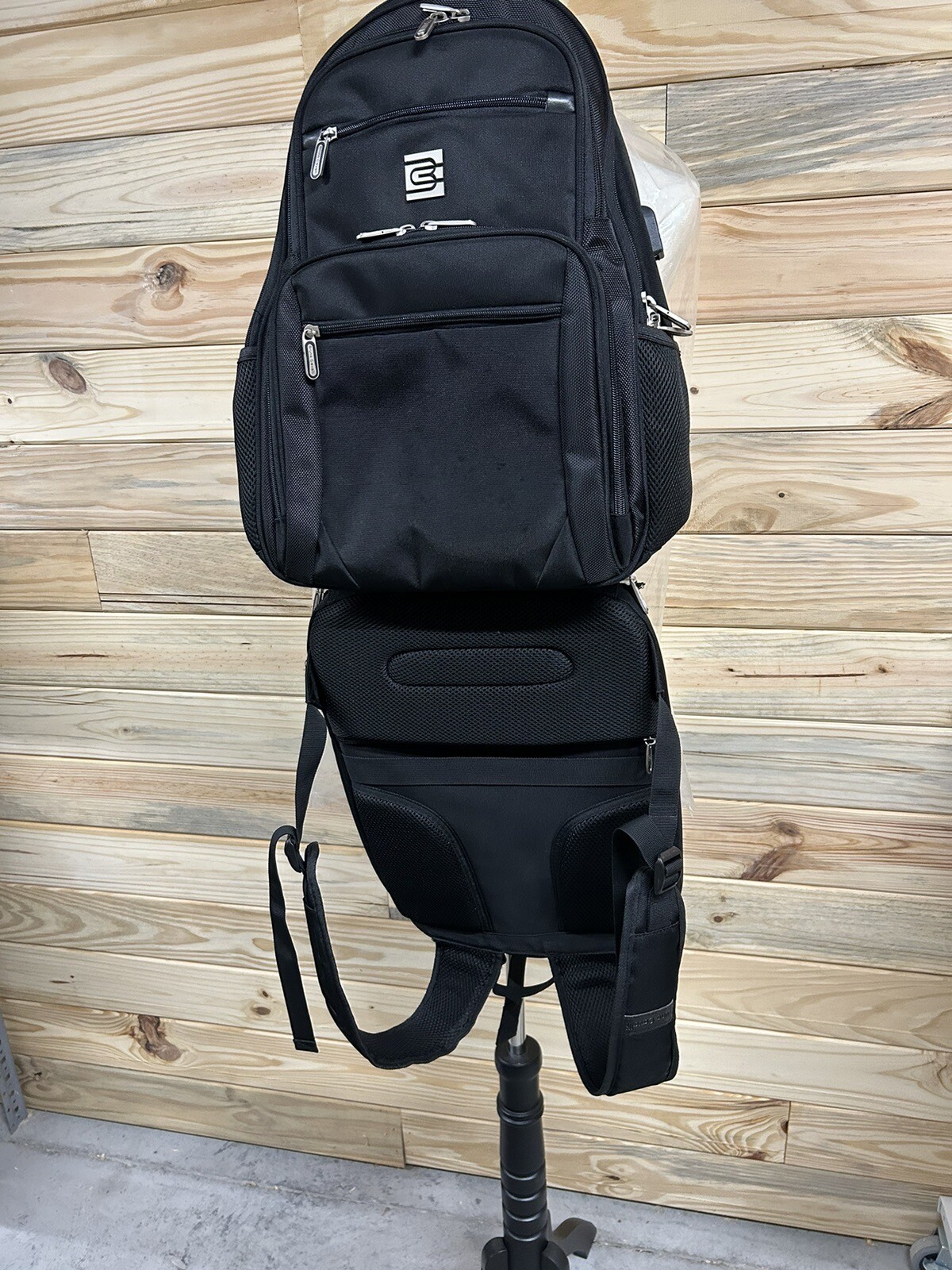 Bruno Cavalli Laptop Bag USB Charging Backpack, 15.6 Inch Laptop, Black