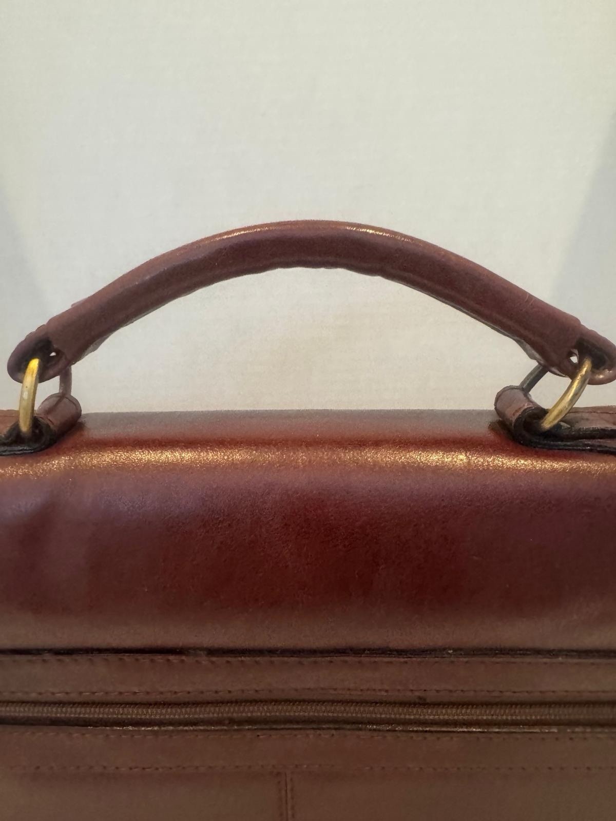 Vintage Burgundy Full‑Grain Leather Briefcase — Brass Hardware