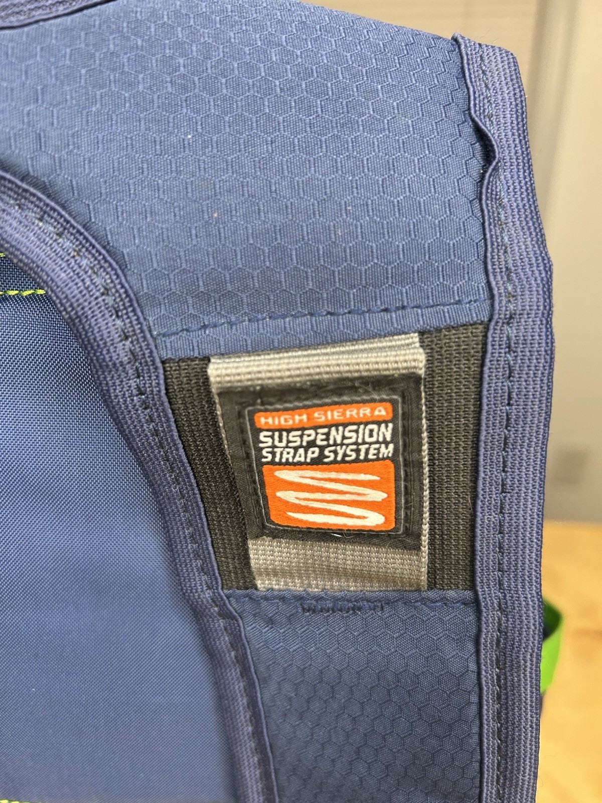High Sierra Backpack Airflow Cooled Back Strap Suspension System Navy Green