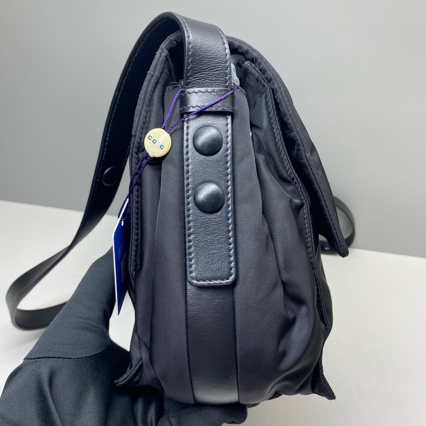 Prada Pre-Owned Cini Nylon Crossbody Messenger Bag Black 30X20X13cm