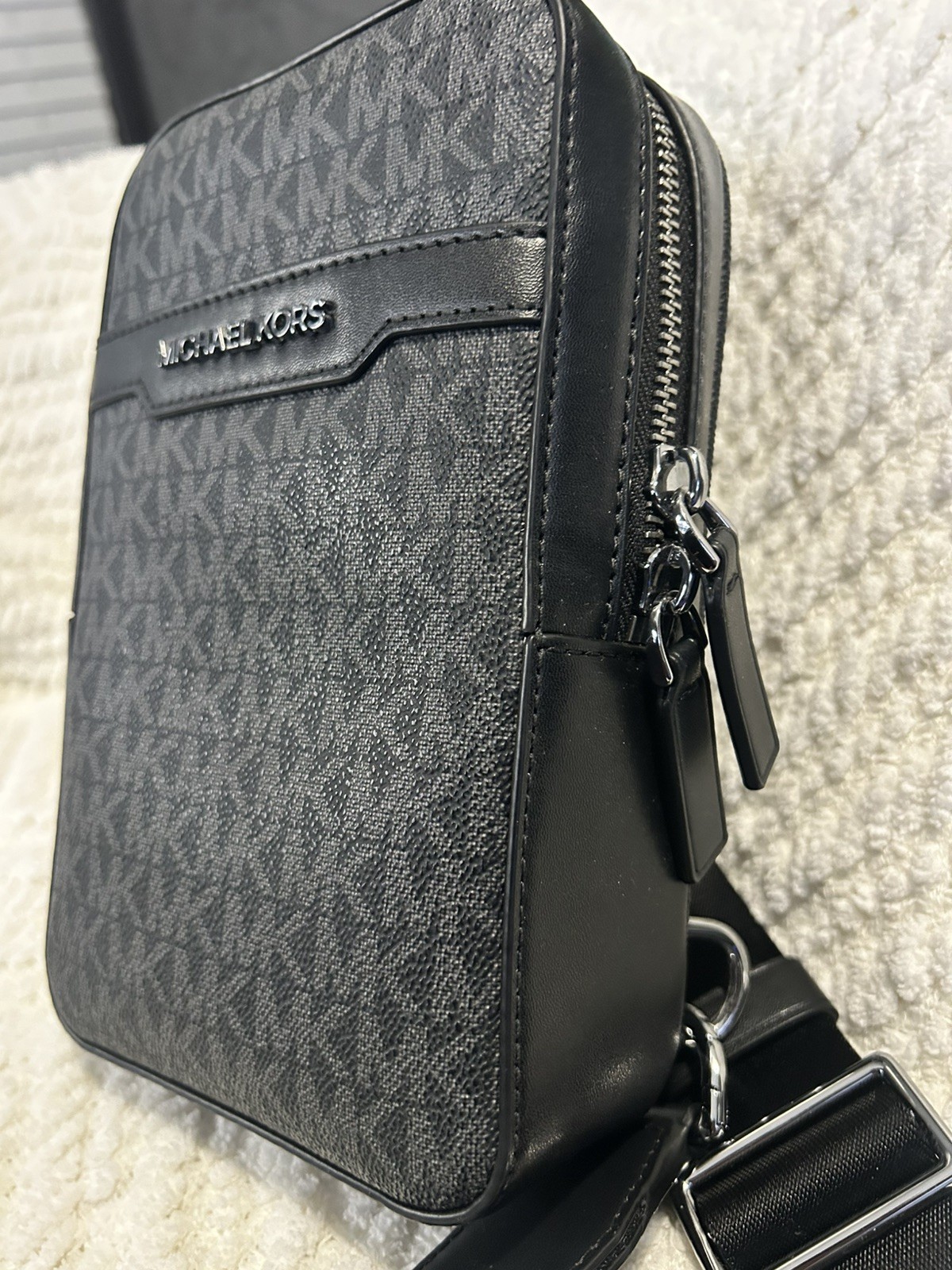 Michael Kors Cooper Men Medium Logo Crossbody Fanny Pack Waist Bag Variation
