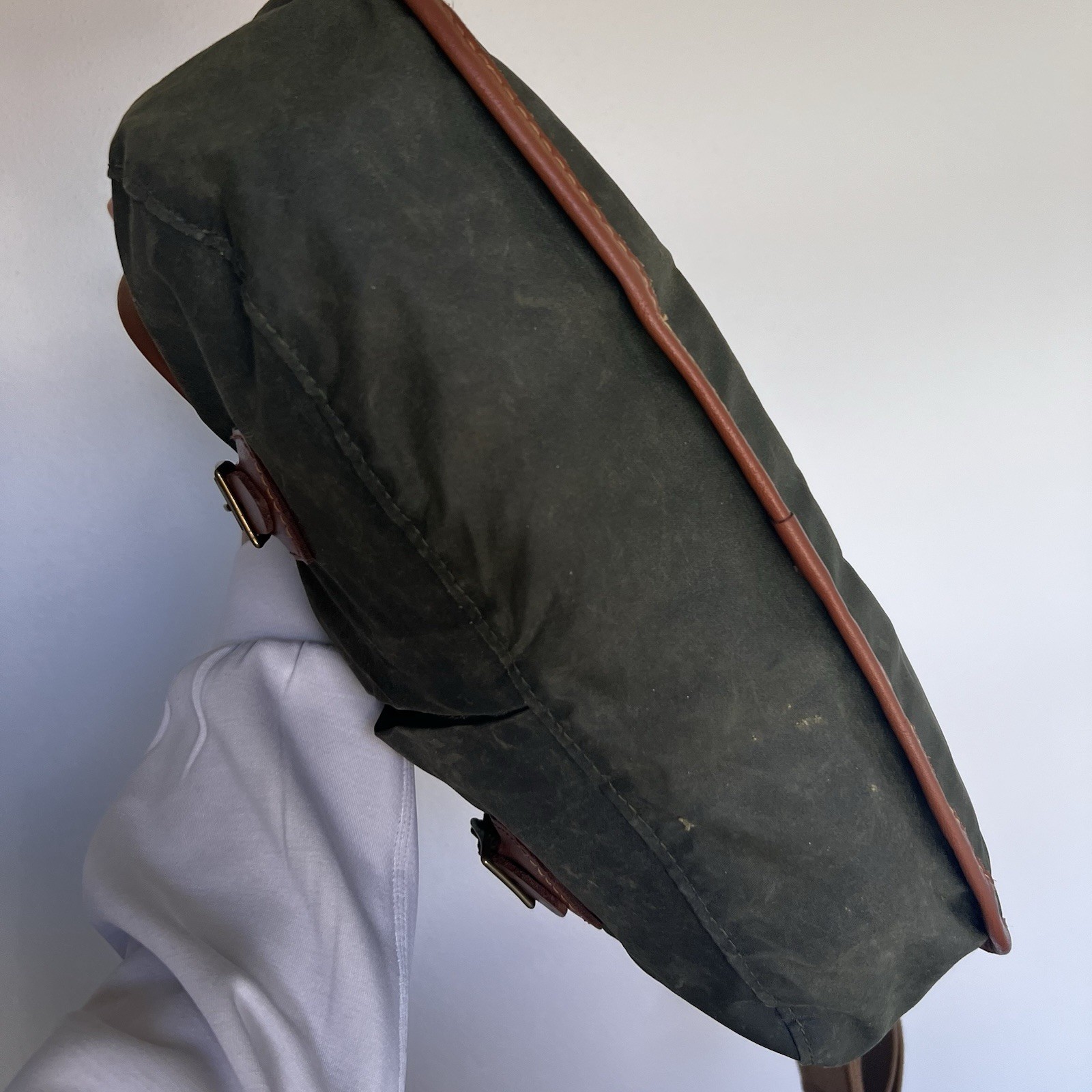 Barbour B700 Highland Thornproof Green Bag Removable Liner Wax Cotton