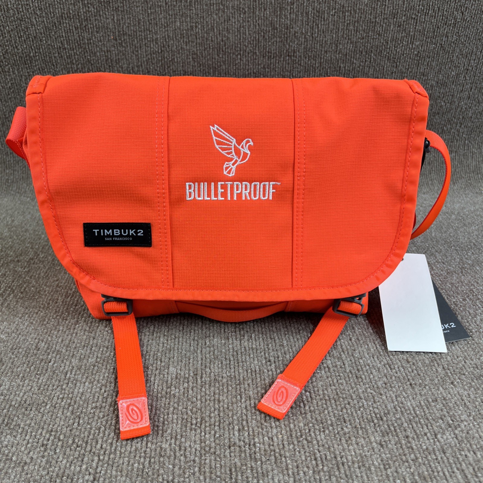 New Timbuk2 Flight Classic Messenger Bag Orange Sz XS CrossBody Shoulder Strap