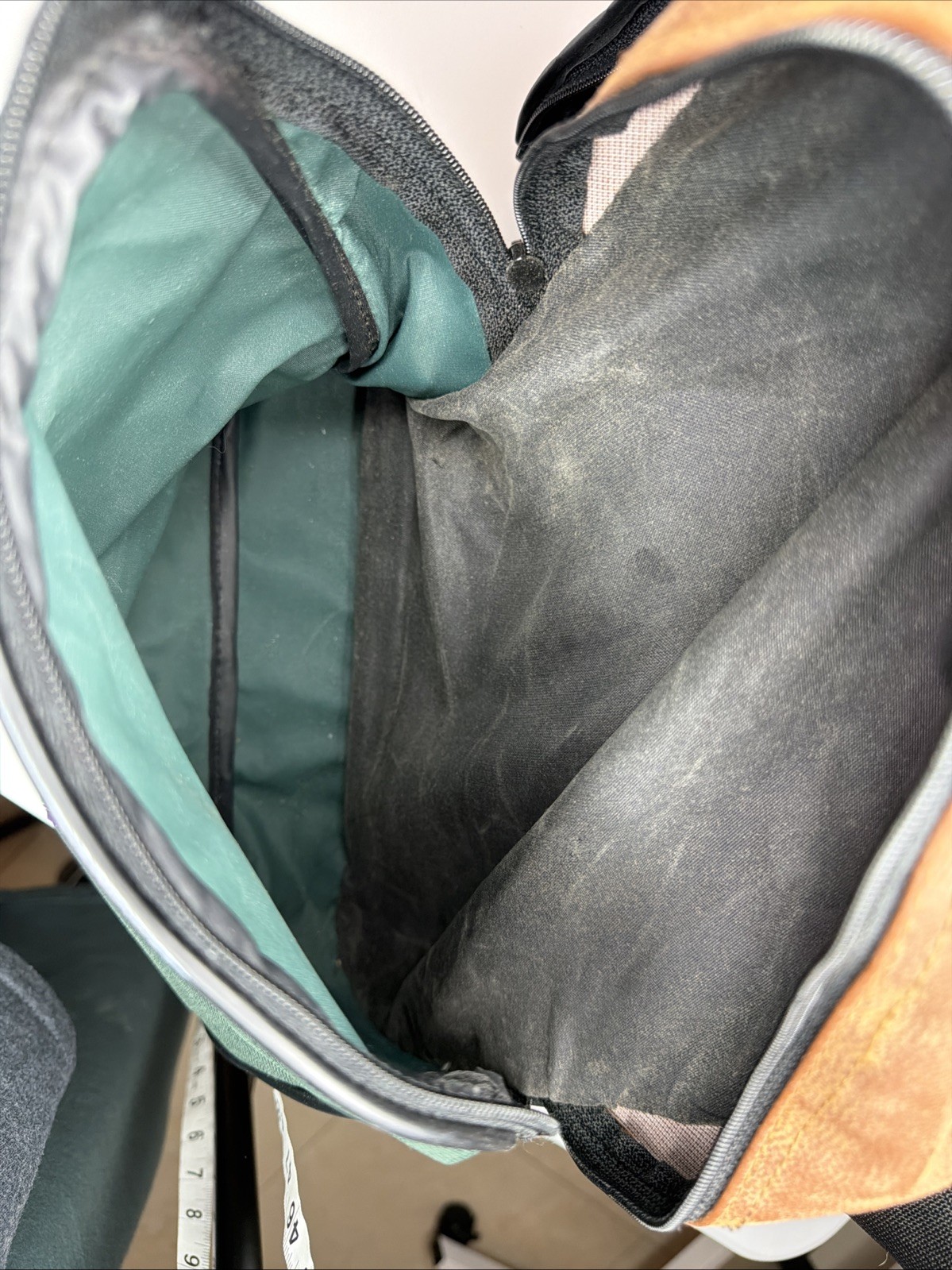 Rare Vintage Authentic Jeep Travel Equipment Duffle Bag (Circa. 1995) 90s