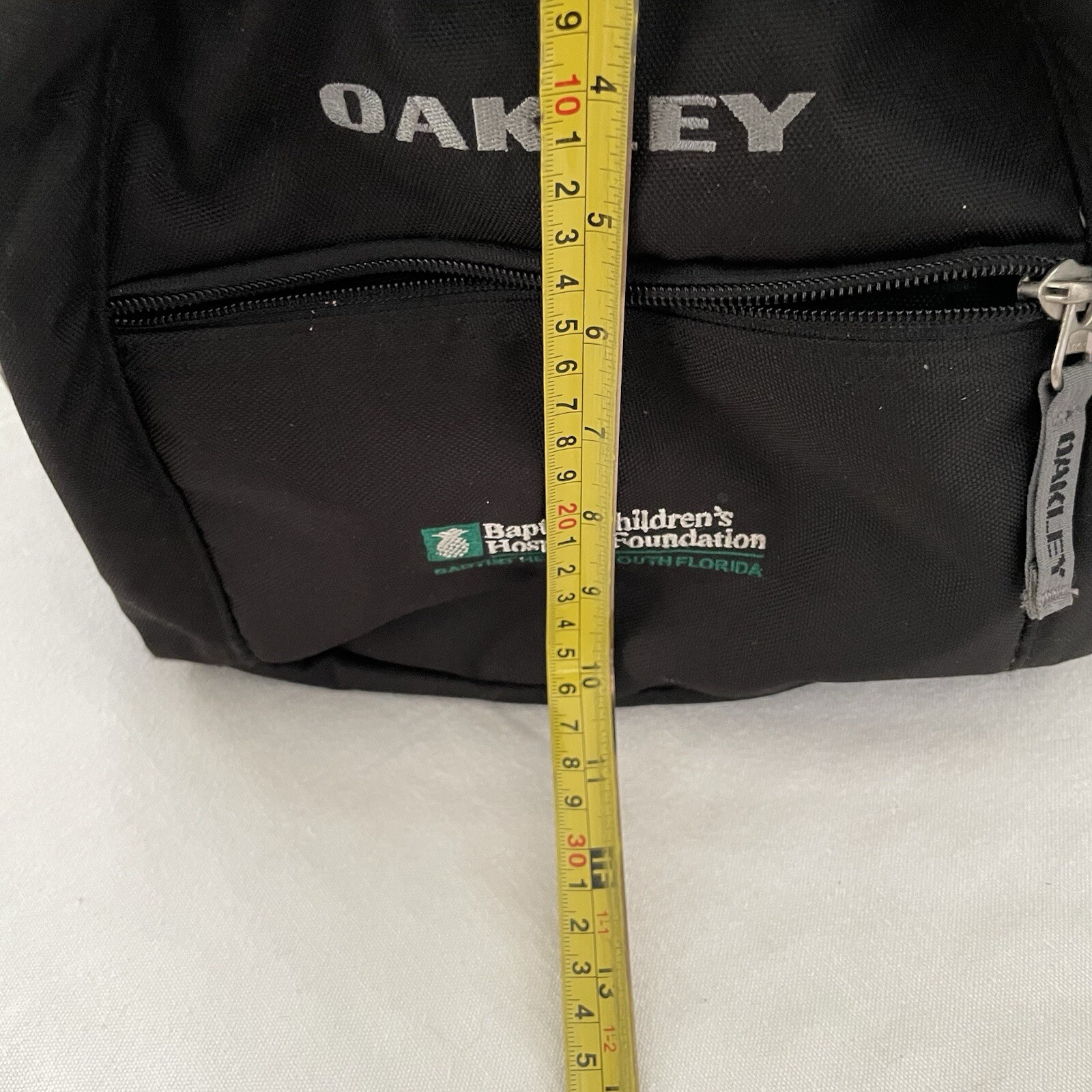Oakley Duffle Bag Black MEDIUM Size Ad Logo Gym Light Travel Durable Material