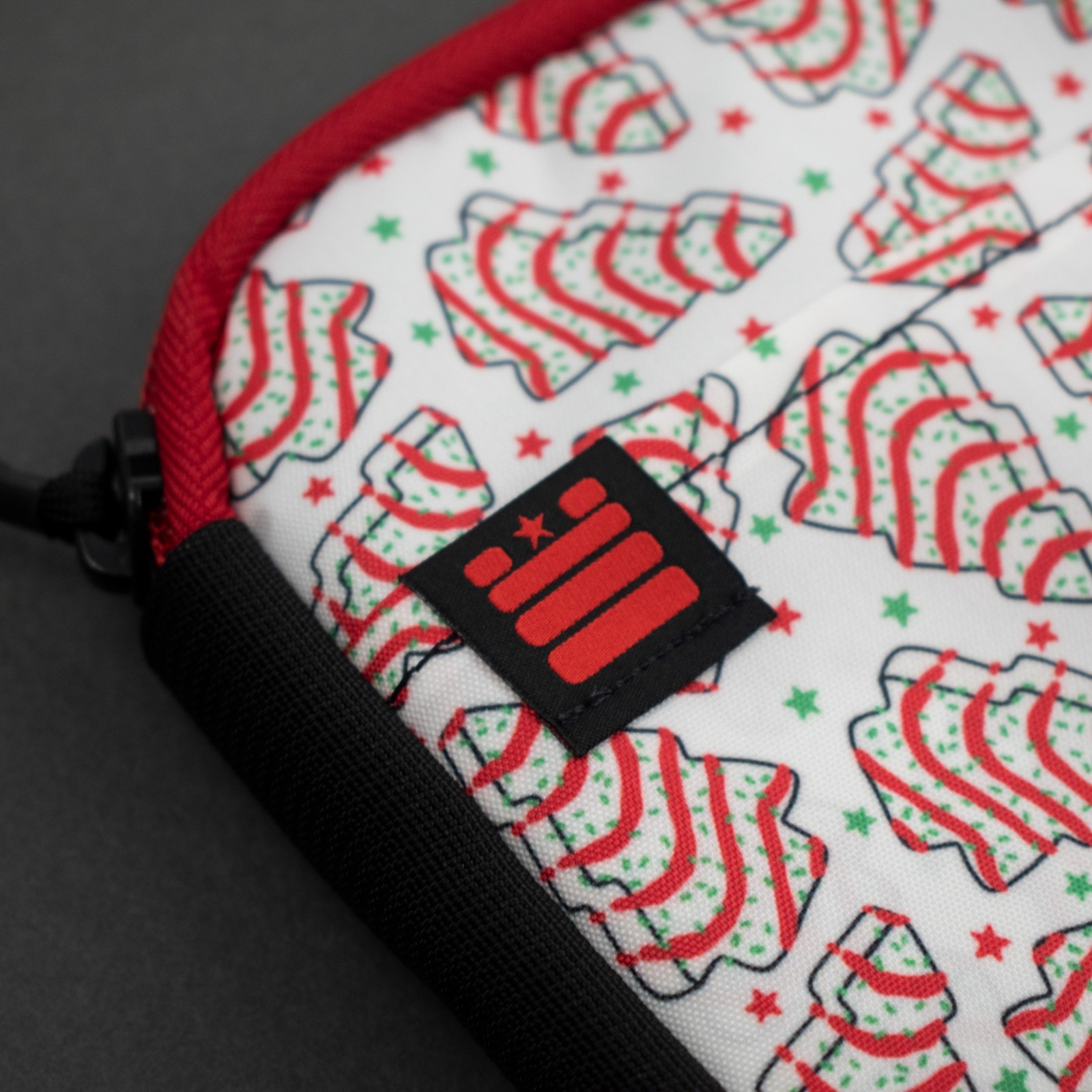 Garage Built Gear Mighty Pouch XL, Limited Edition Christmas Cakes, Red Loop GBG