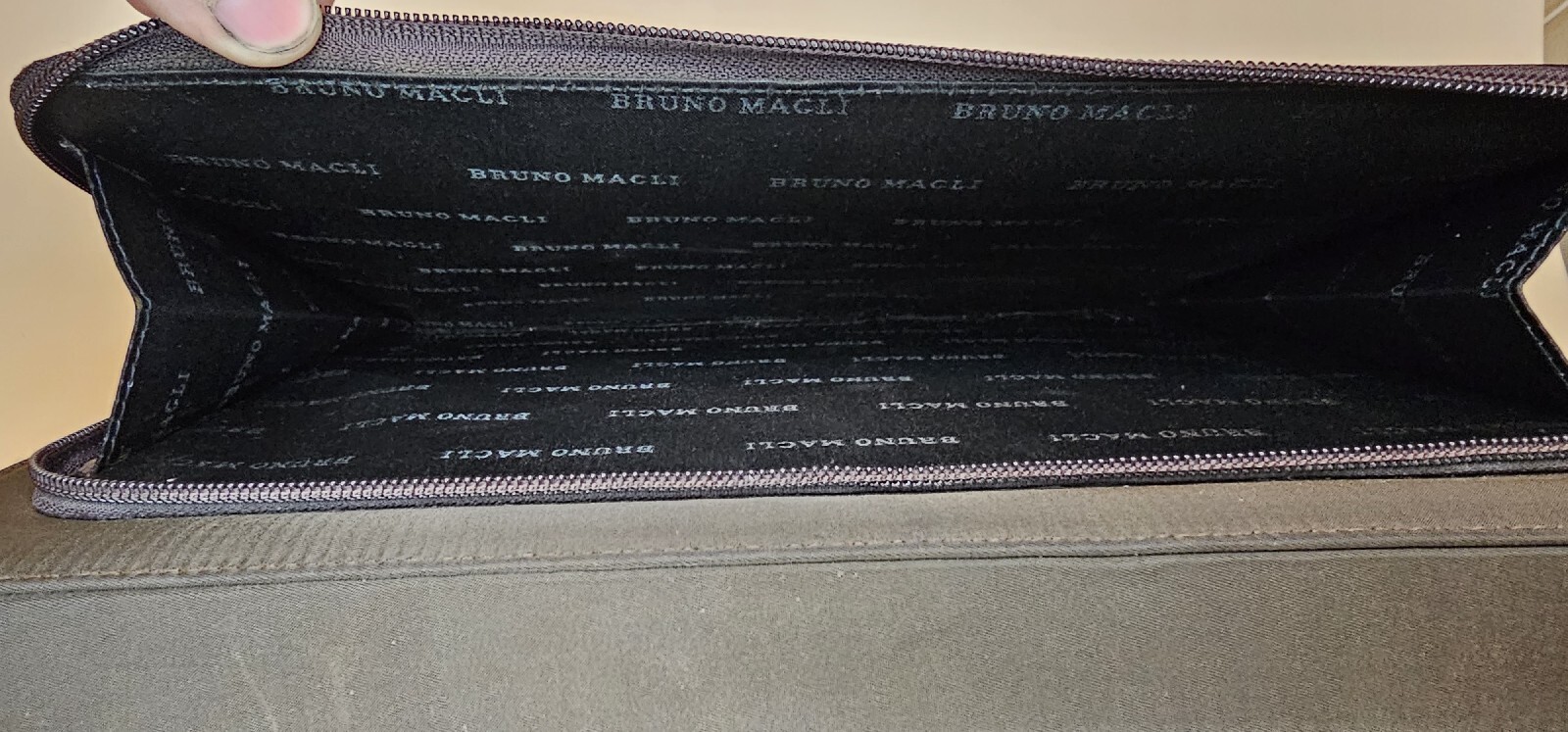 BRUNO MAGLI Brown Leather Compact Briefcase made in Italy Office Bag
