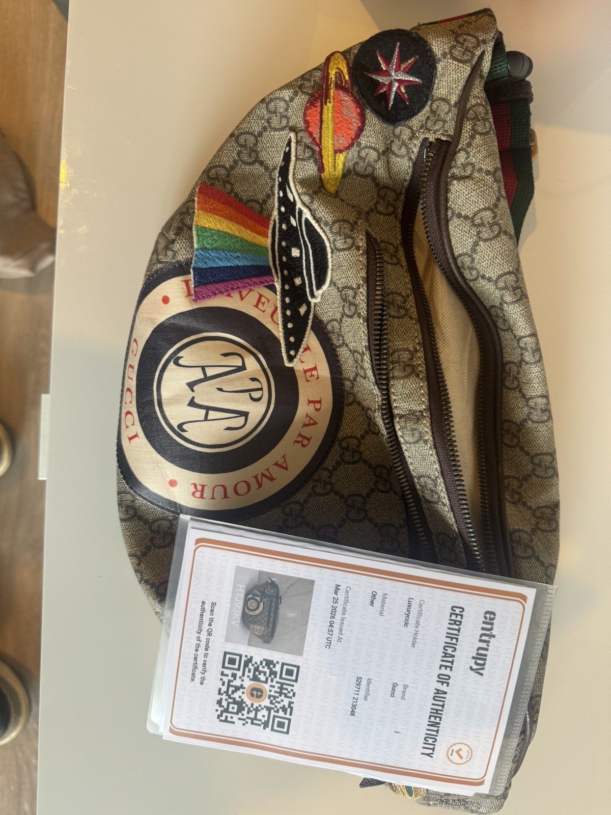 Gucci GG Supreme Belt Bag Courrier/Space Patch Collection