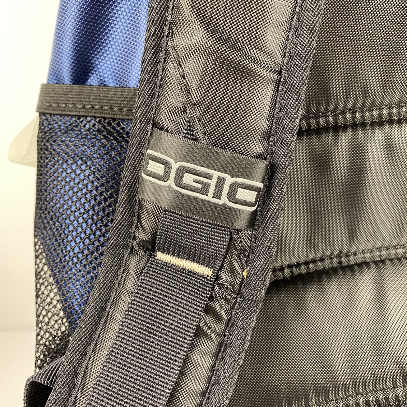 OGIO Carbon Backpack with Audio Pocket Blue Black NWT Embroidered Bryan Cave