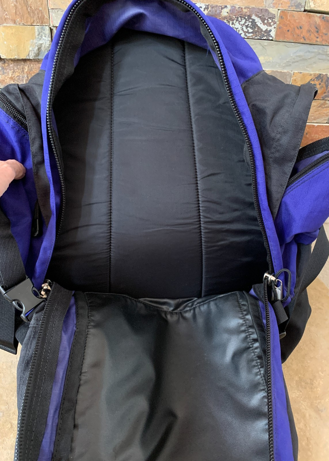 Vintage THE NORTH FACE Wasatch Backpack Outdoor Hiking Carry on Travel Bag 35L