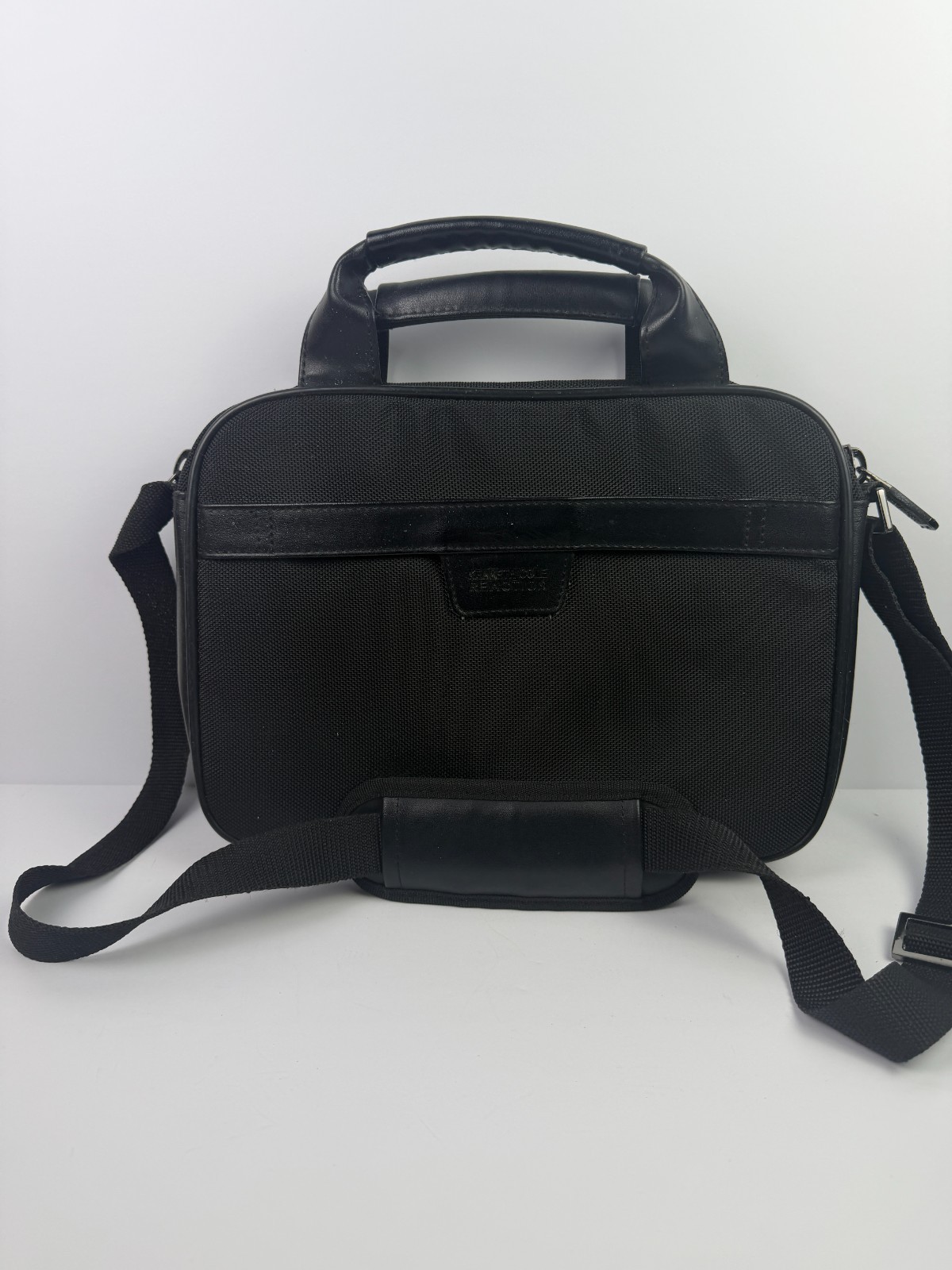 Kenneth Cole Reaction Laptop/Messenger Bag 11.5” x 8.5″ x 2.5” ~ Black