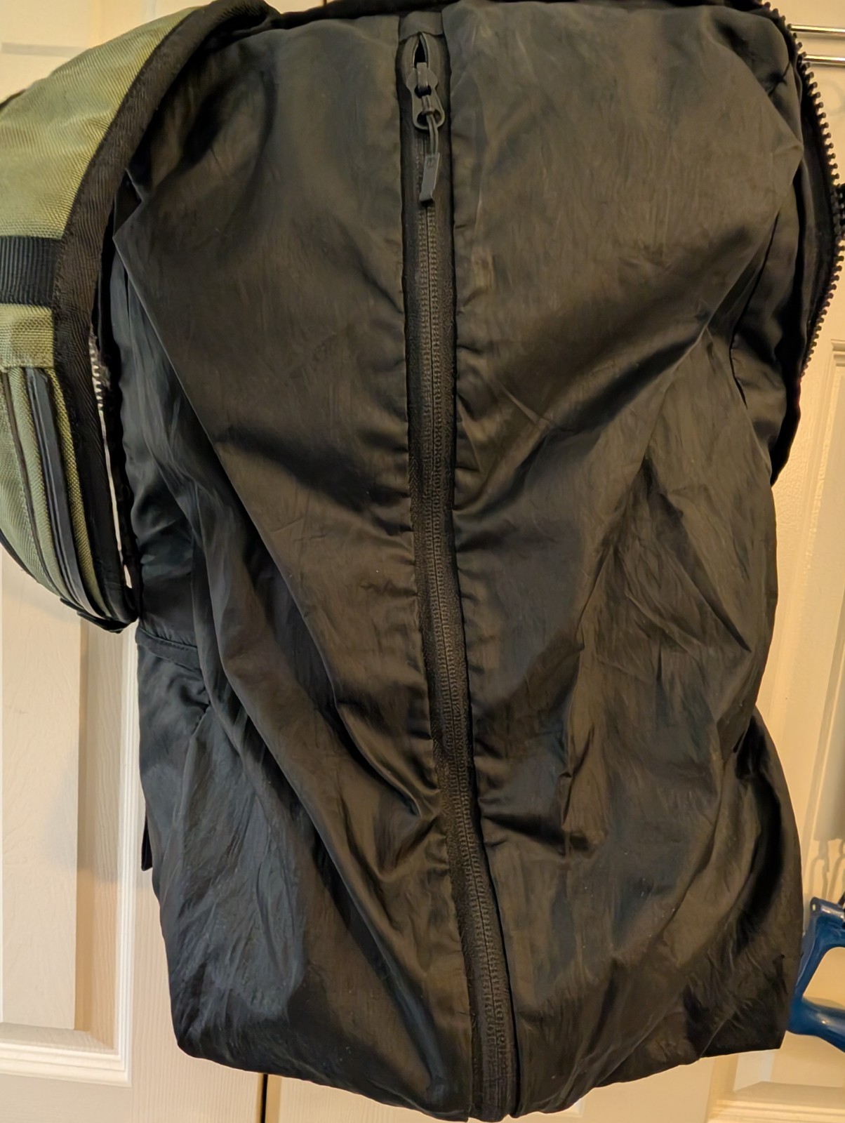 Lululemon Assert Backpack 30L Green Travel Laptop Bag