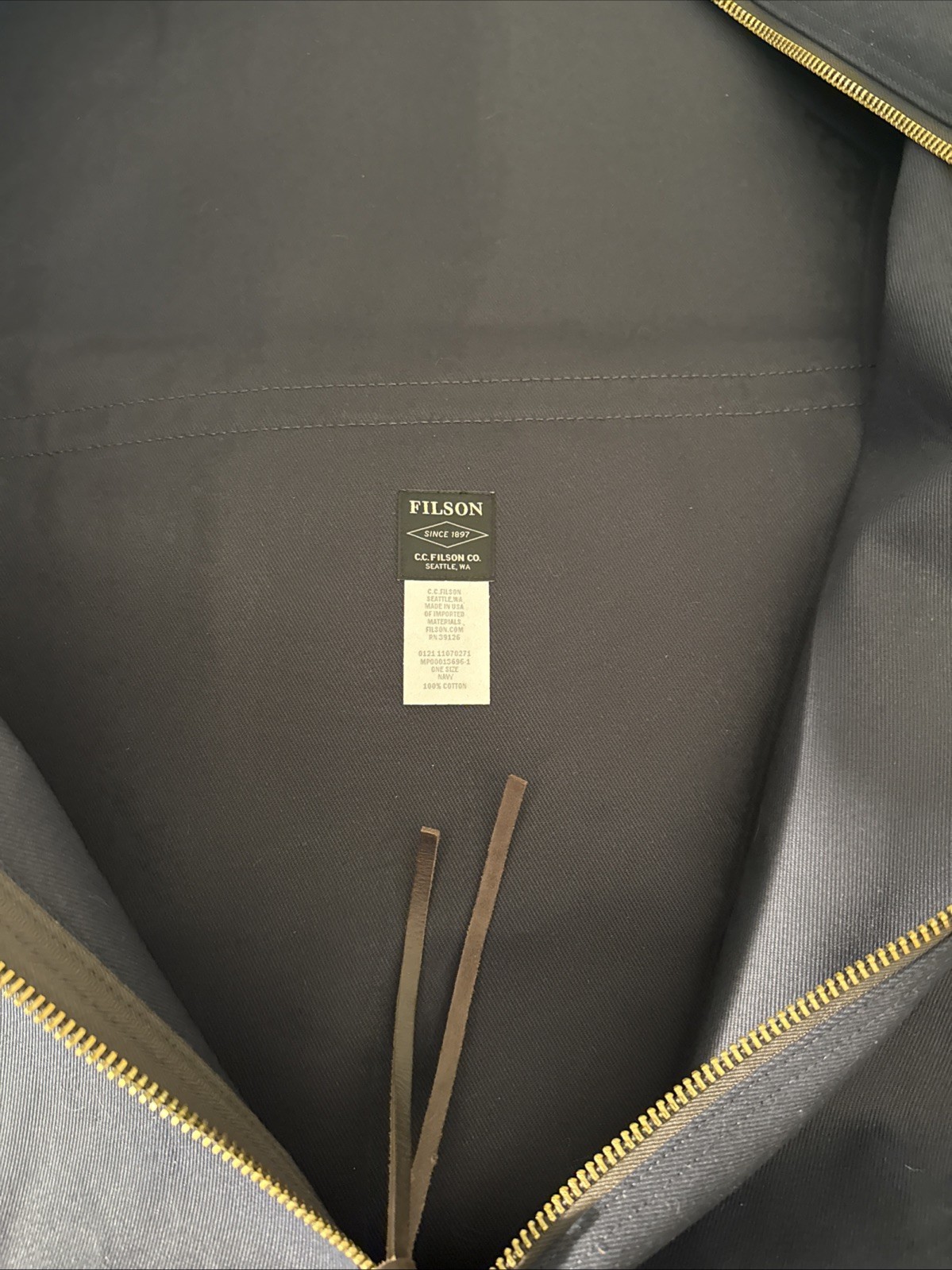 Filson Rugged Twill Garment Bag Navy