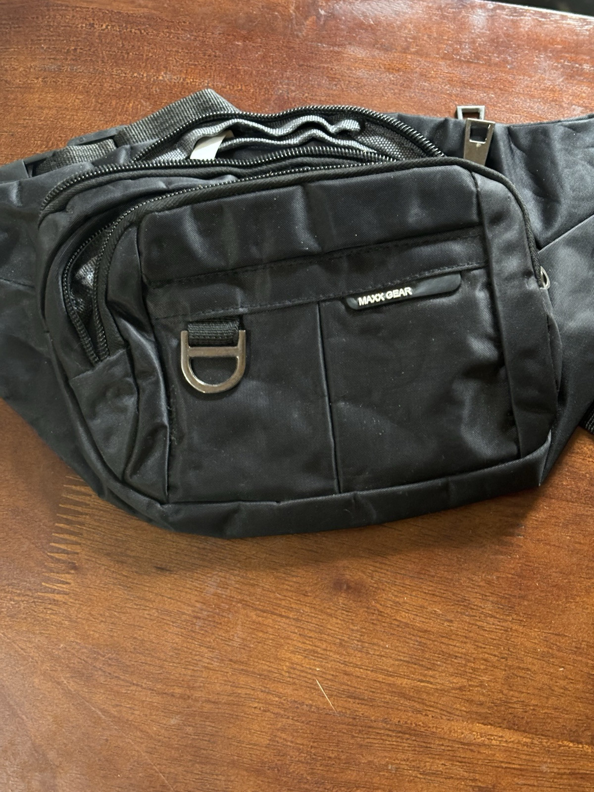 Maxx Gear Black Outer Pockets Adjustable Messenger Bag