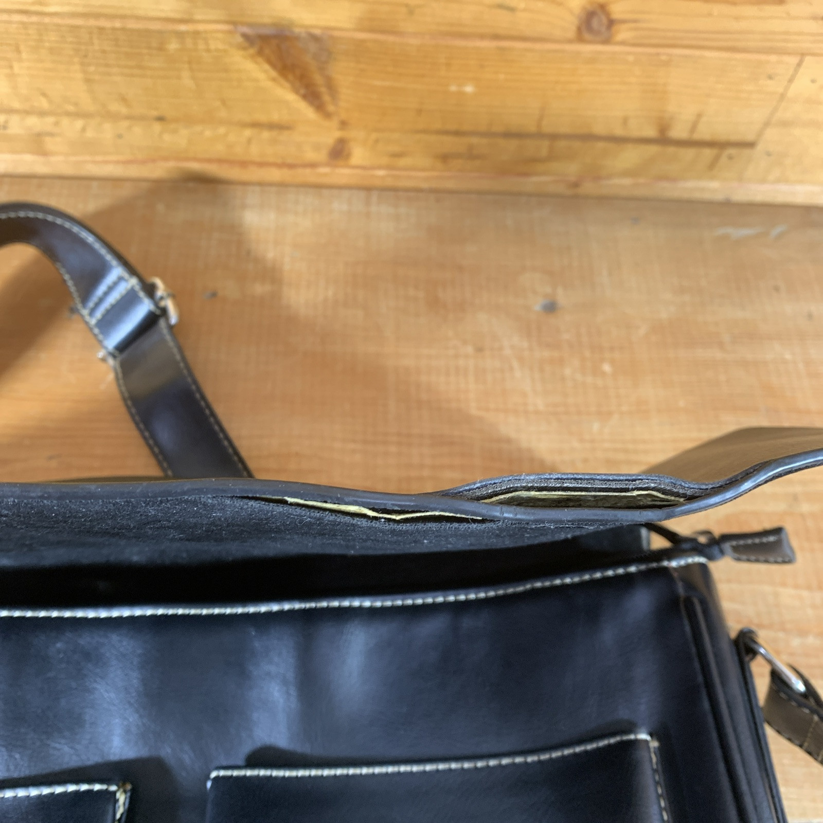 Tumi Messenger Bag, Black Leather Contrast Stitch, Leather Strap, Missing Latch