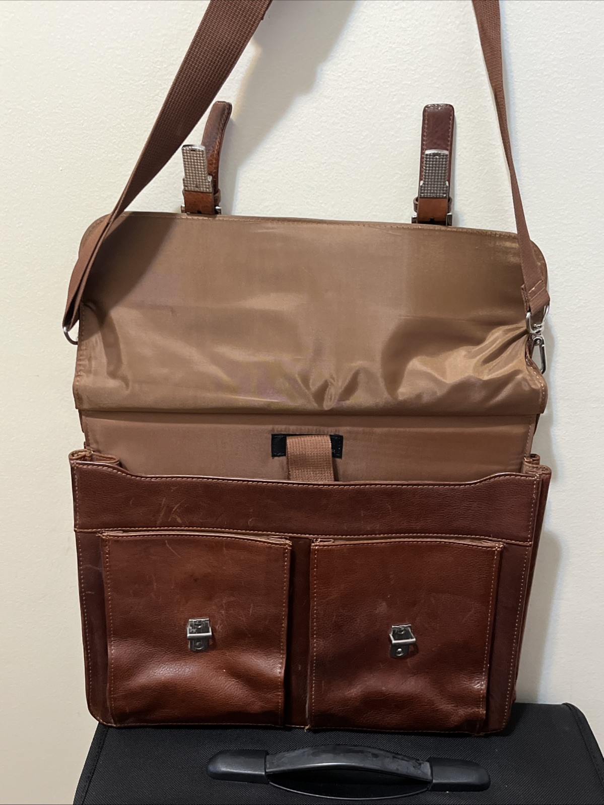 Wilsons Leather Messenger Bag Briefcase Laptop Shoulder Bag – Brown, EUC