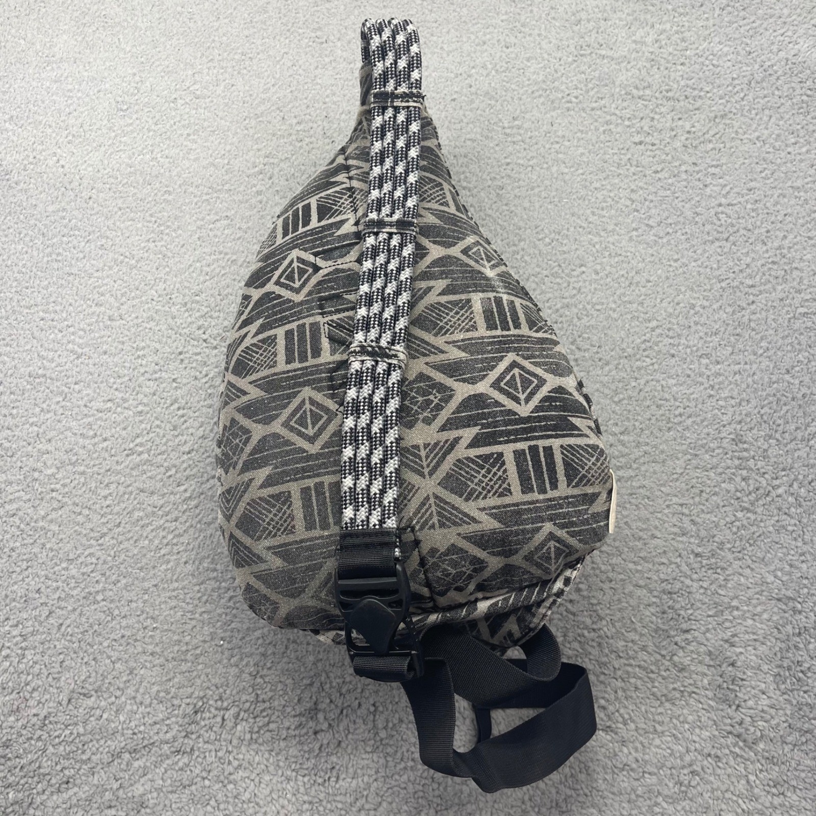 Kavu Rope Bag Gray Black Geometric Tribal Canvas Sling Backpack Unisex Crossbody