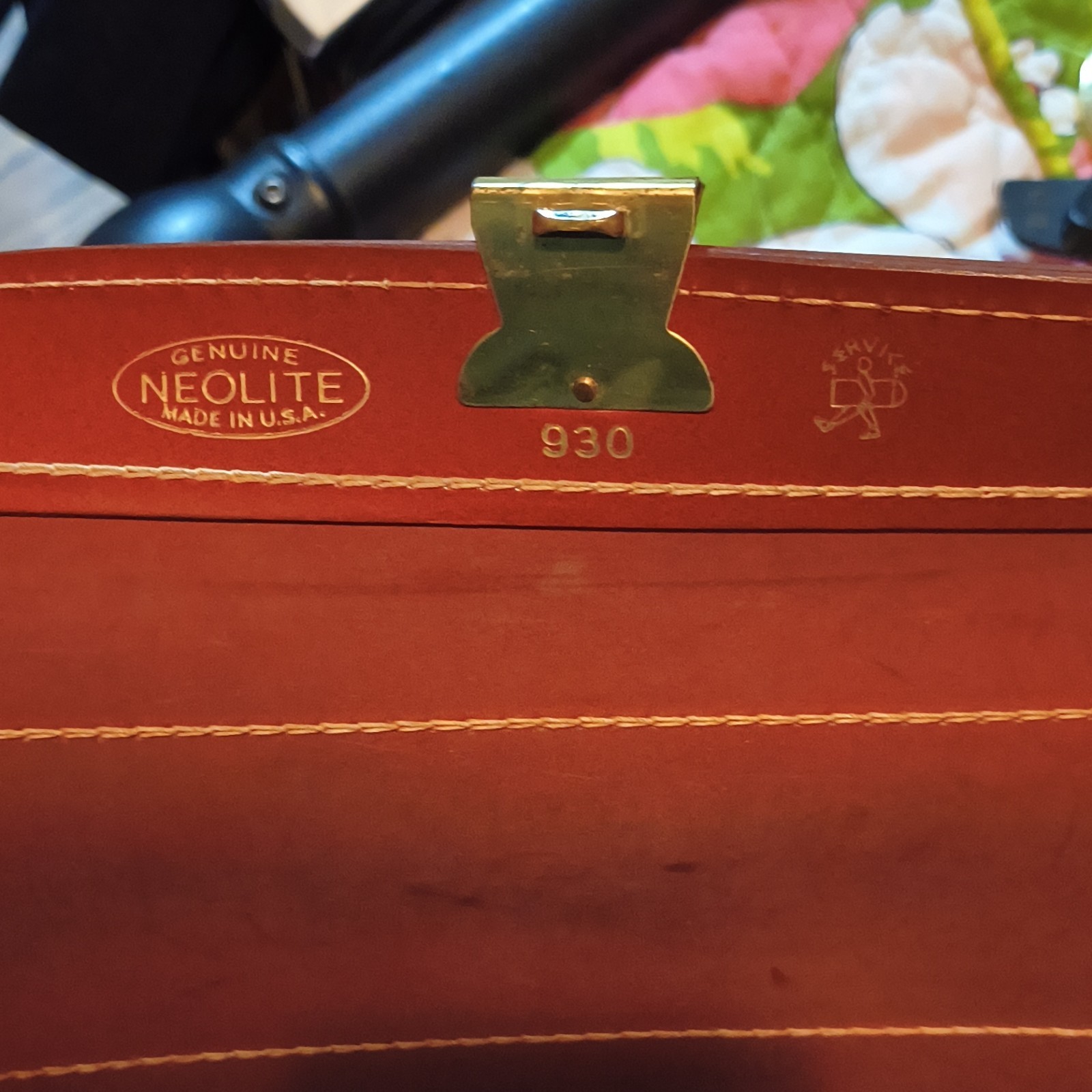 Neolite Brown Briefcase/Document Case Push Lock Top Handle Adj Strap Brass