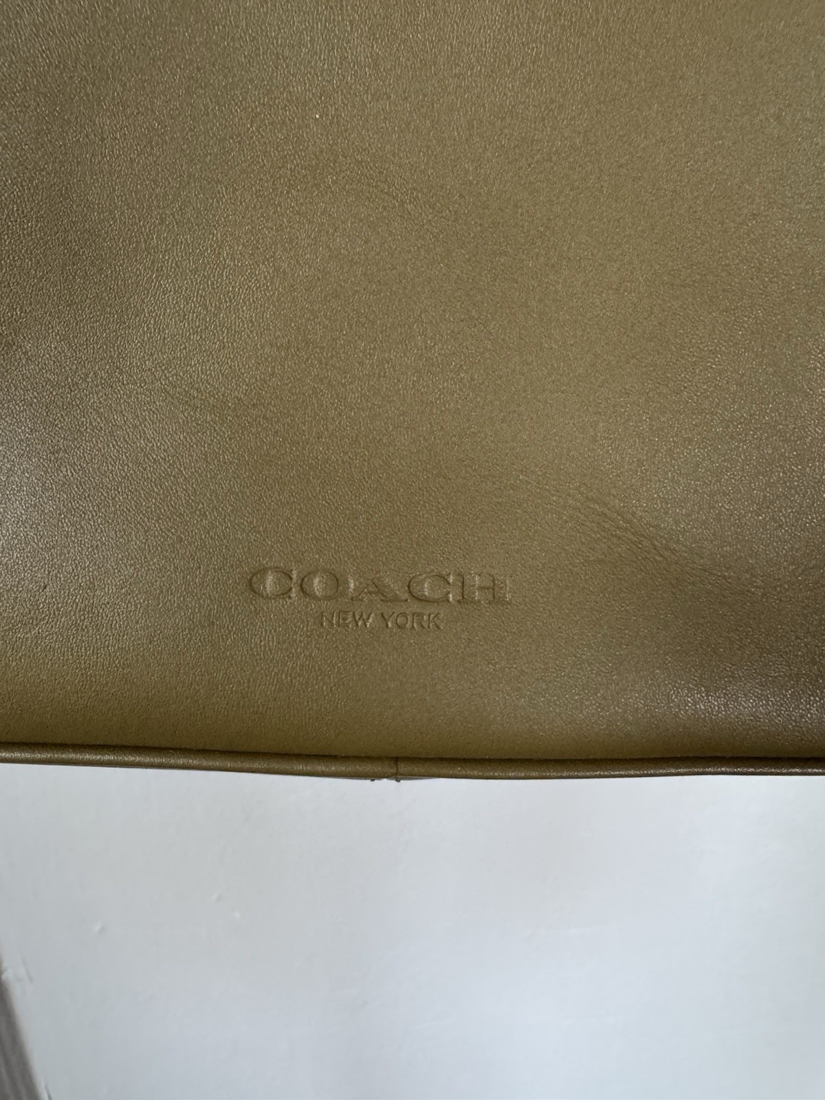 COACH MEN’S Warner Crossbody Bag Smooth grain leather NWOT