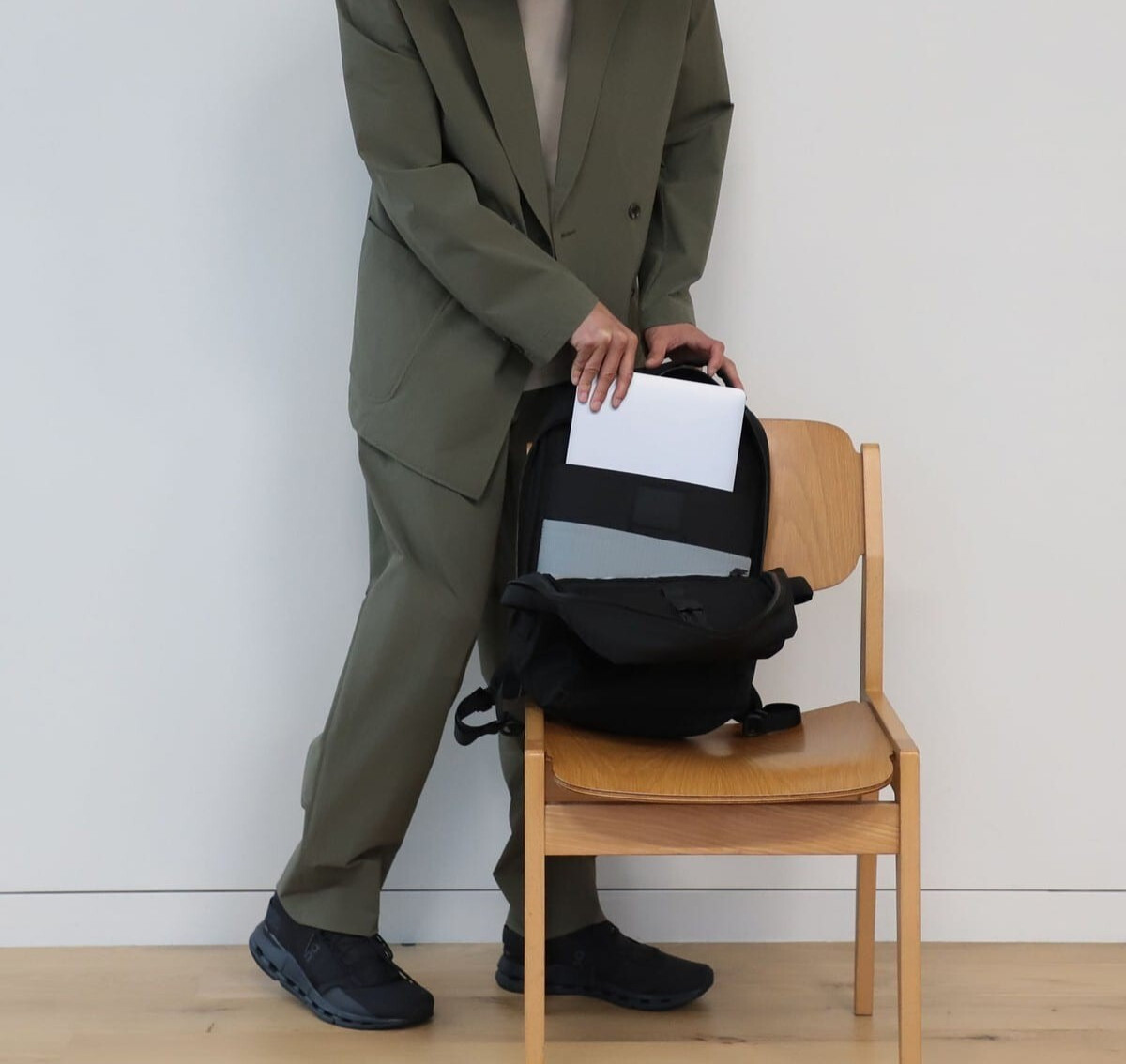 (ASK availability First) BEAMS BLACK EMBER / SHADOW22 2WAY BACKPACK new