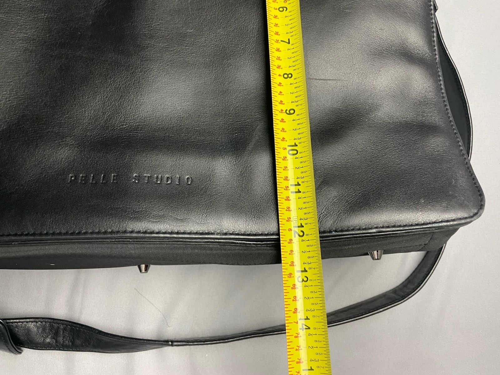 Wilsons Leather Pelle Studio Black Messenger Laptop Computer Bag EUC