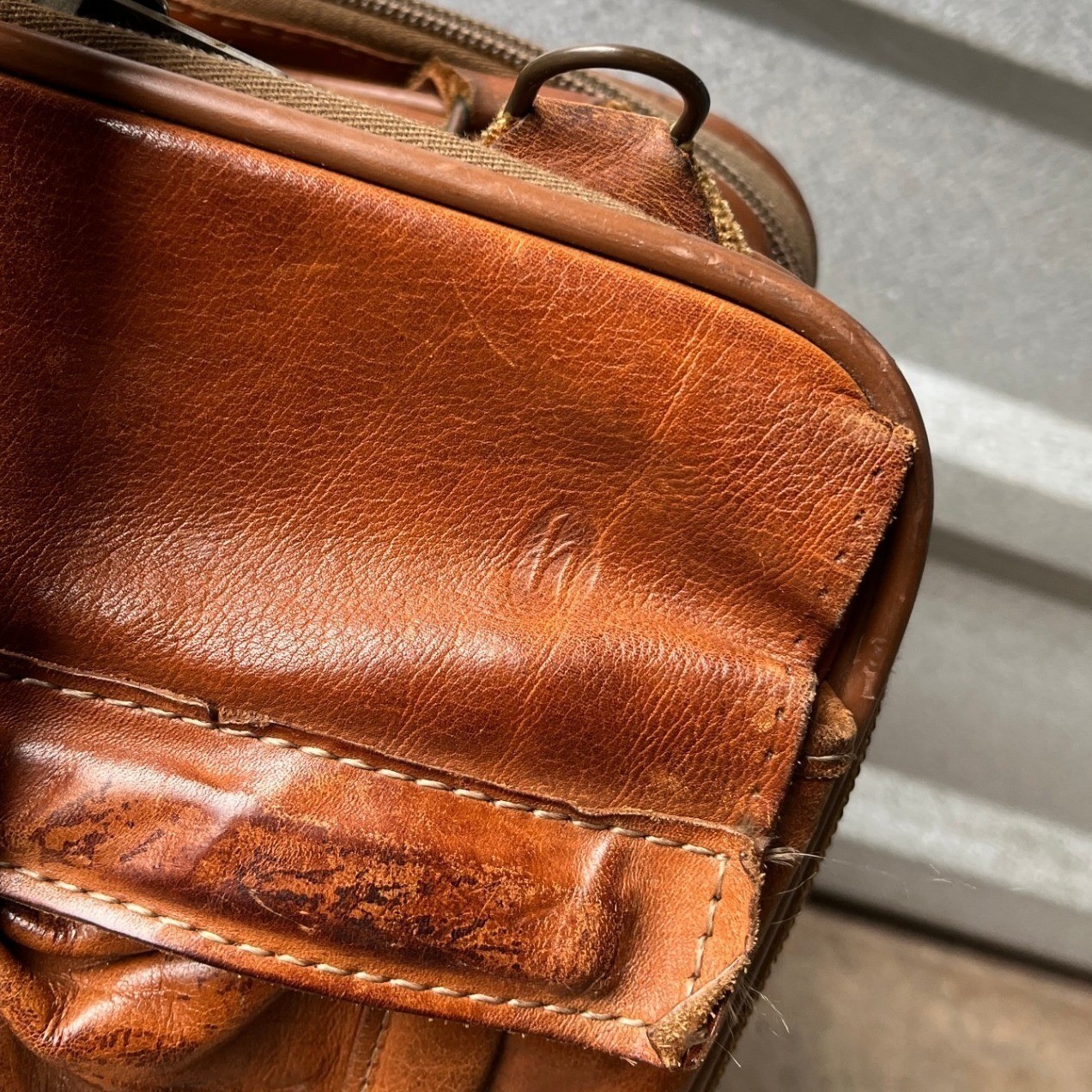 VTG Hartmann Leather Weekender Cow Hide Leather Triple Zip Briefcase Travel Bag