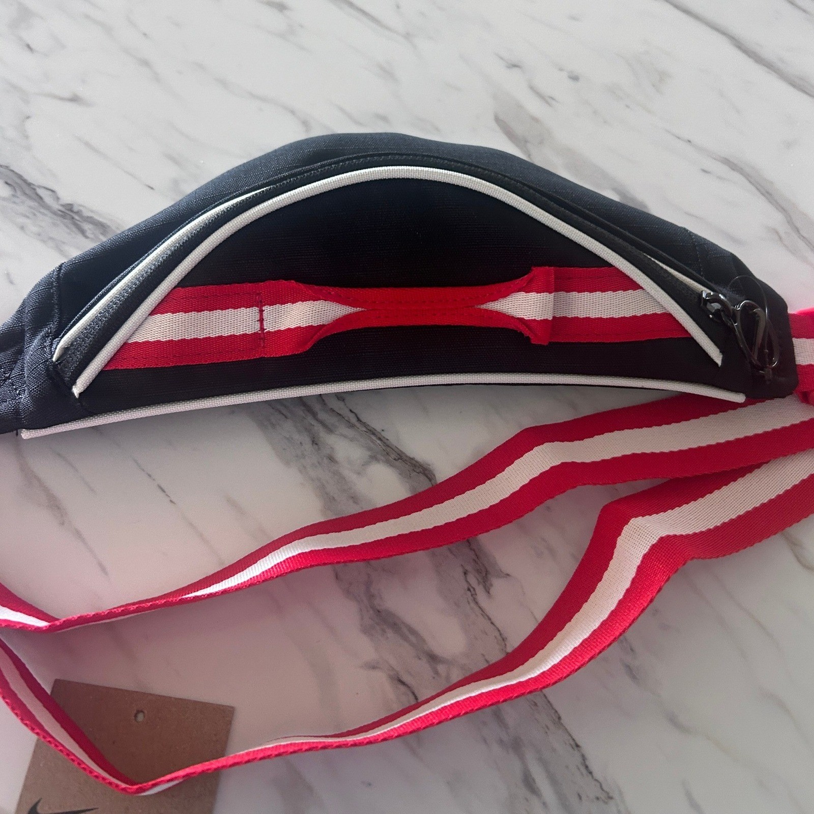 Nike Heritage Waistpack Black Red White Striped Belt Bag Fanny Pack DR6266-015