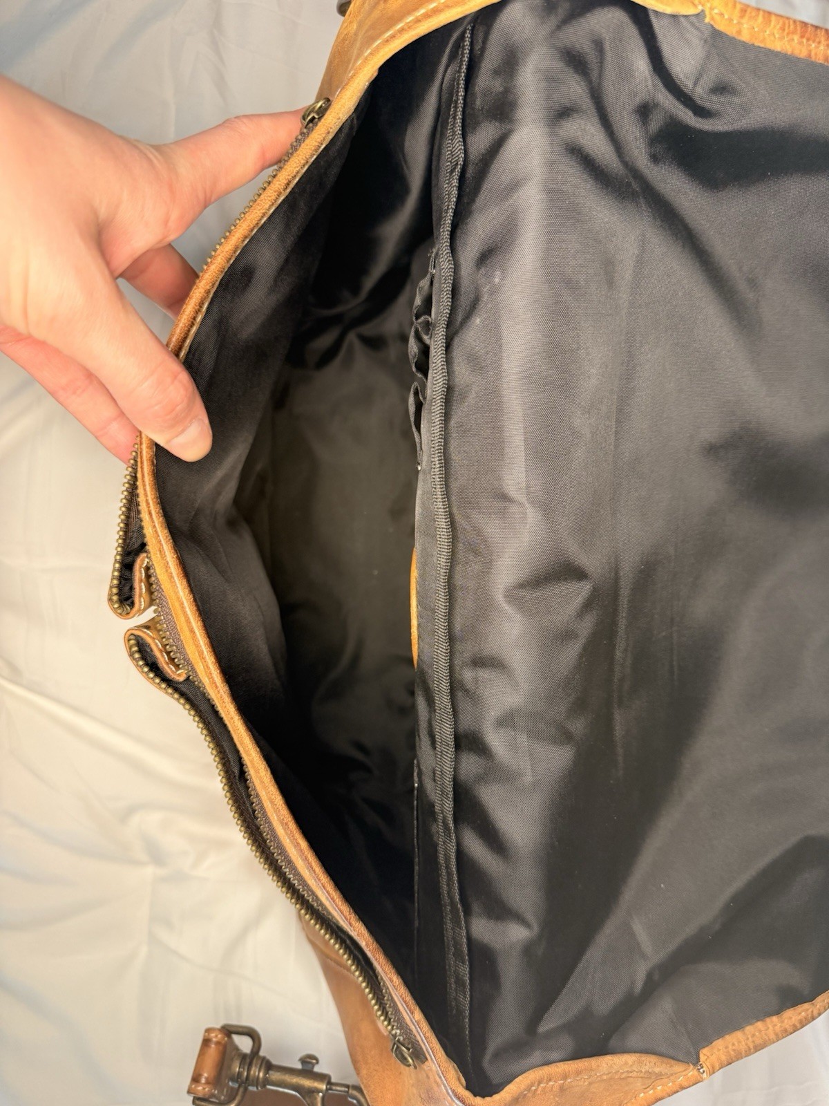 Eddie Bauer Brown Messenger Bag Buckle & Zip Shoulder Strap